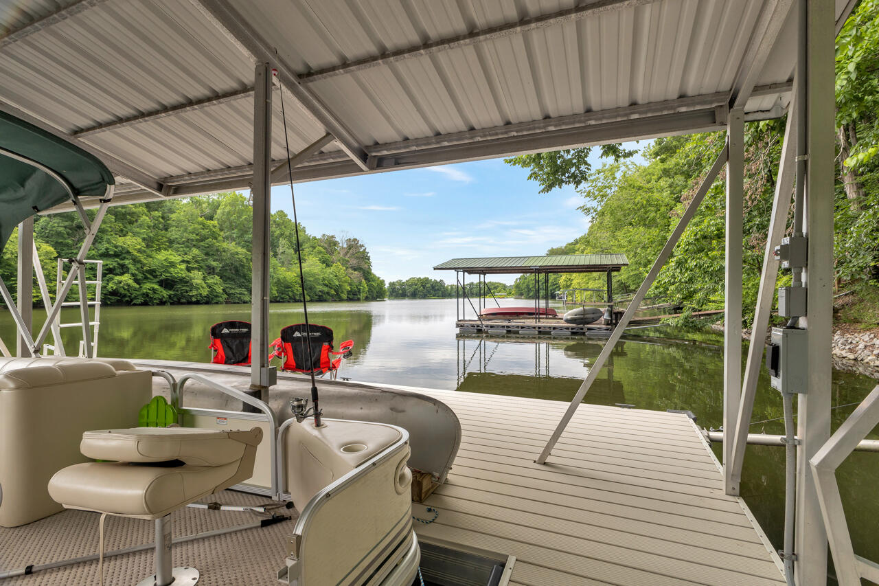 81 Harbor Drive Property Photo 3