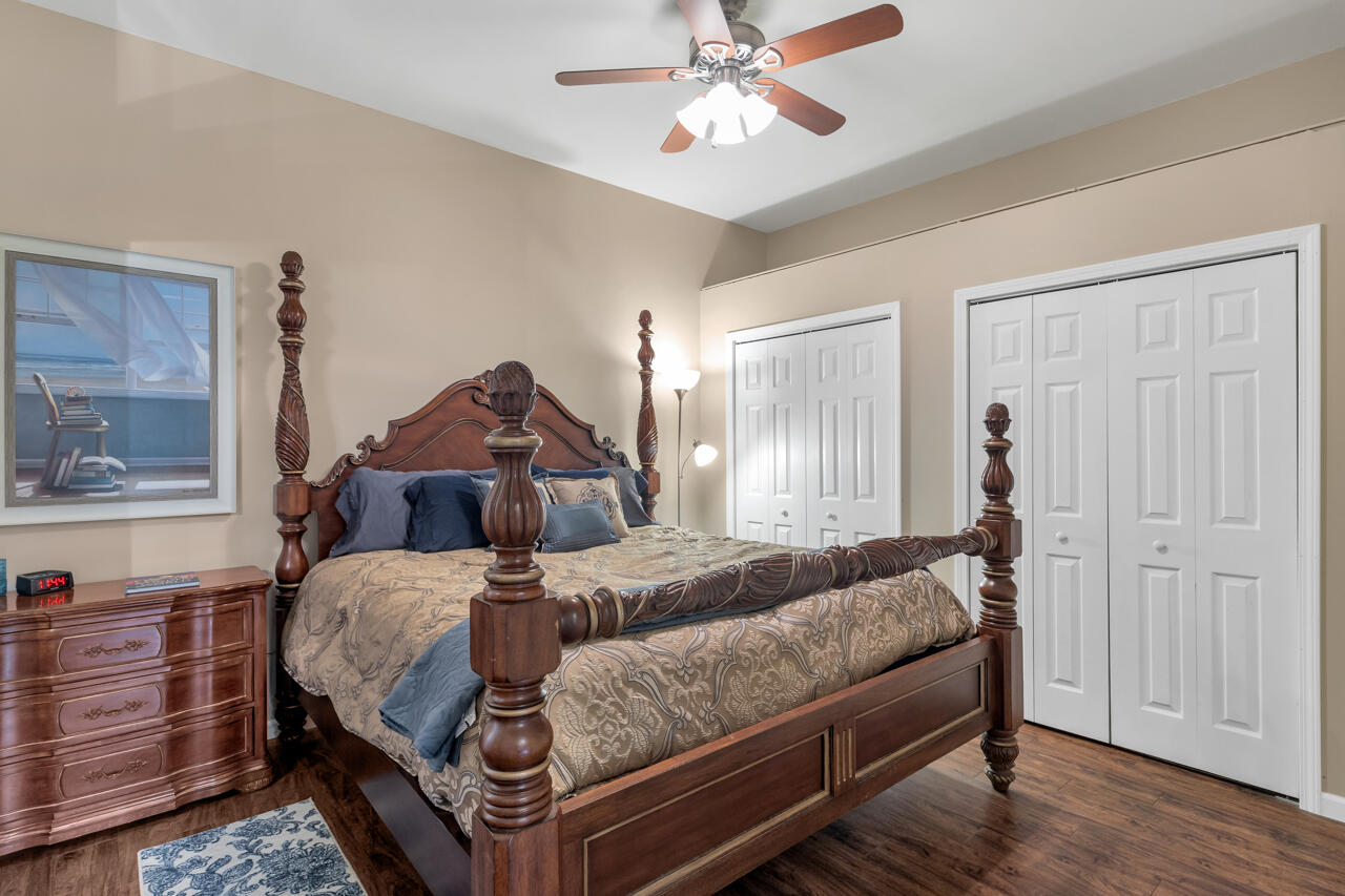 81 Harbor Drive Property Photo 27