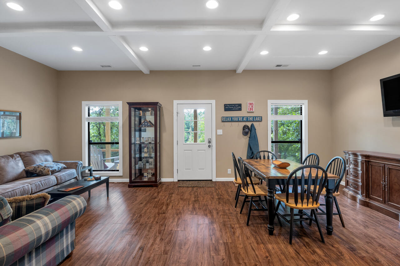 81 Harbor Drive Property Photo 31