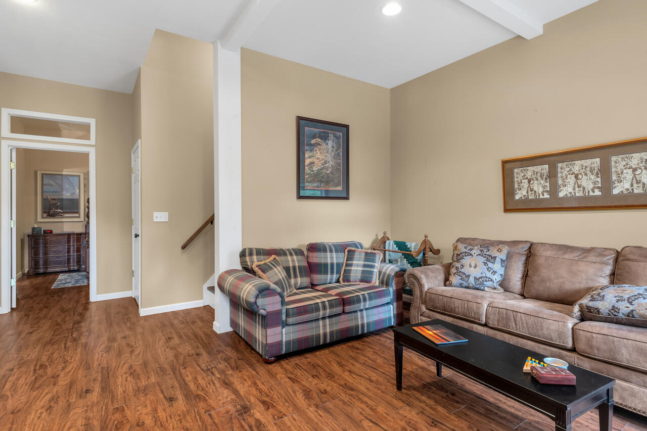 81 Harbor Drive Property Photo 35