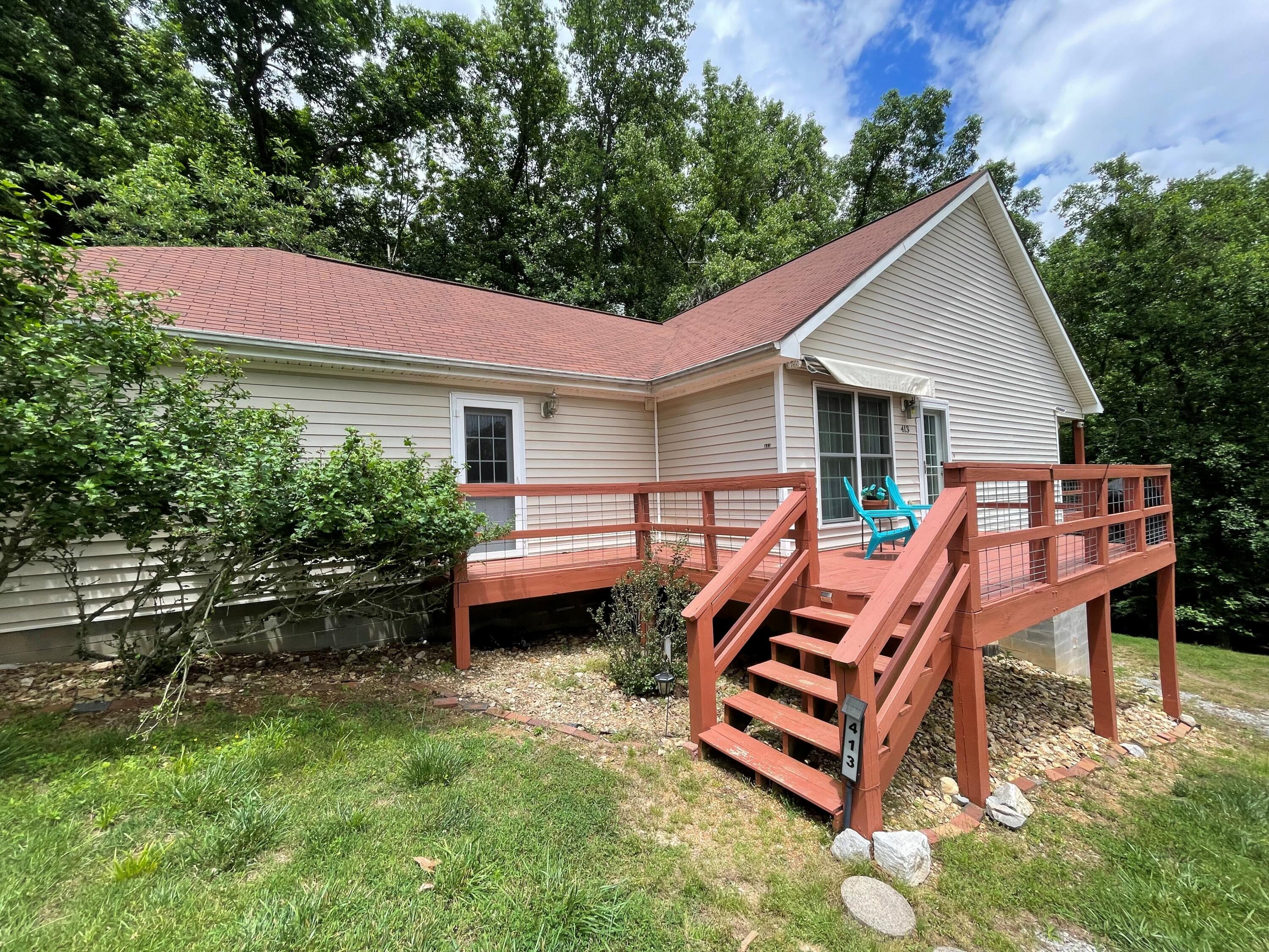 413 Shore Drive Property Photo 3