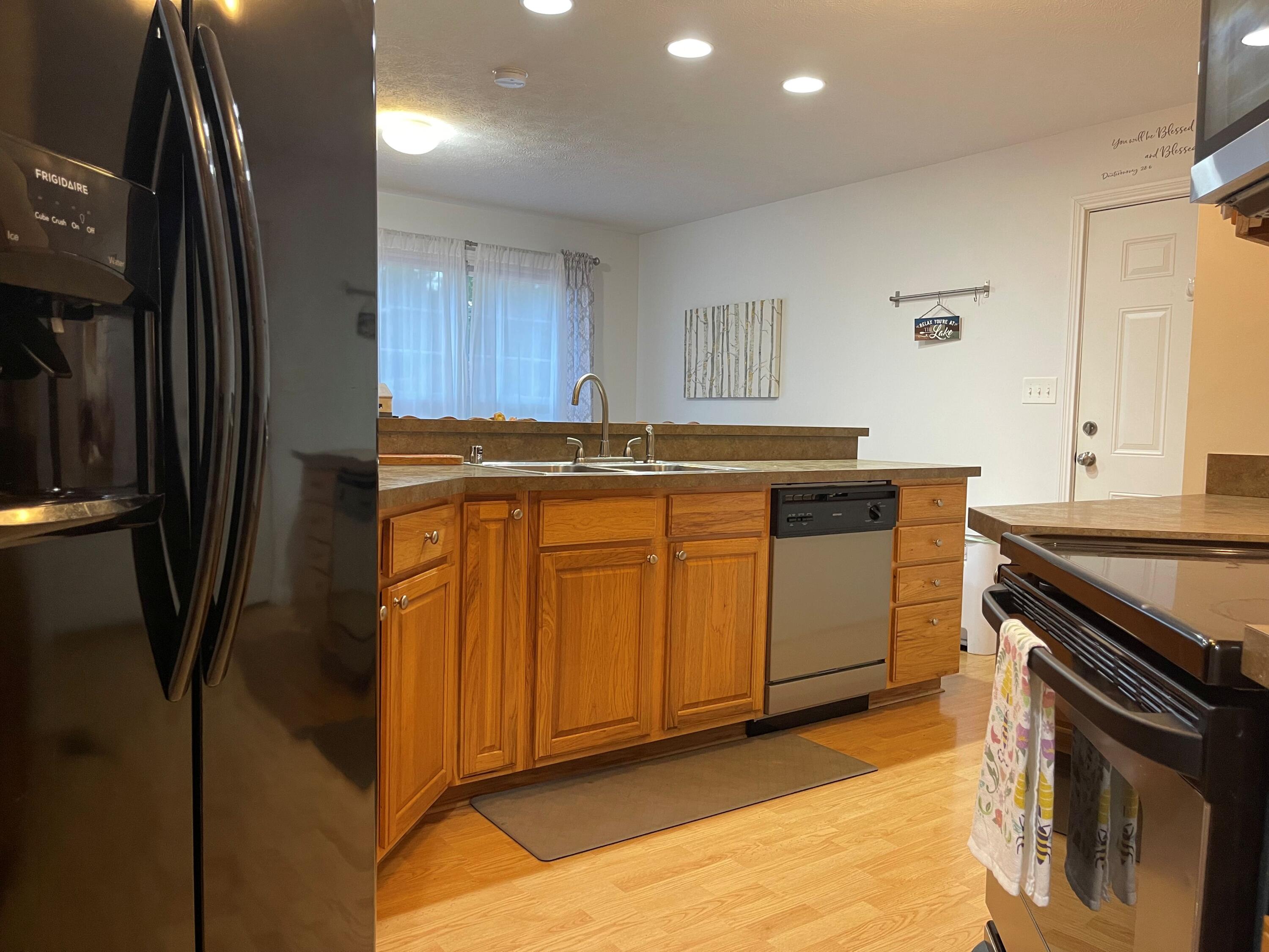 413 Shore Drive Property Photo 13