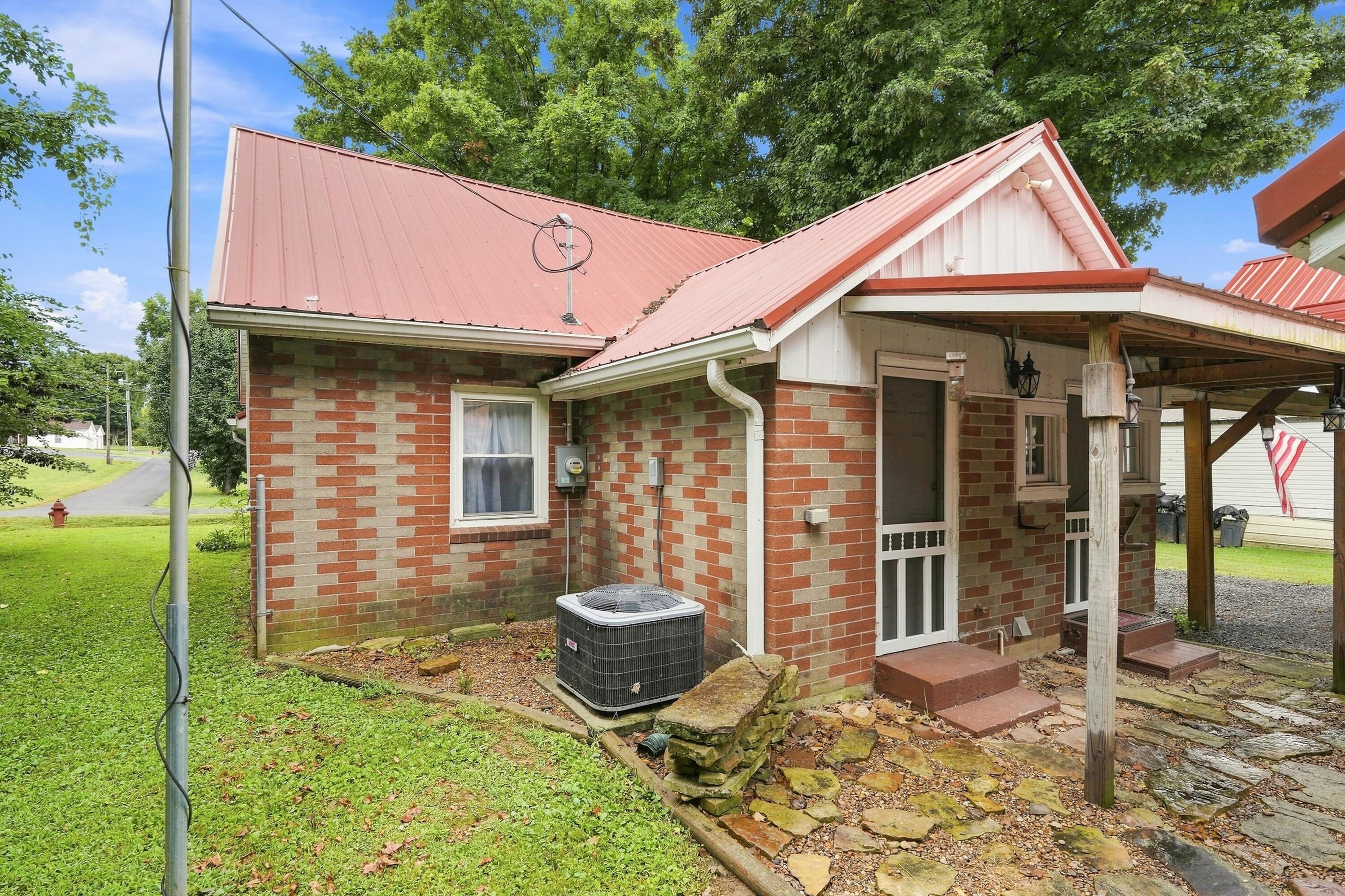 114 E Lion Drive Property Photo 25
