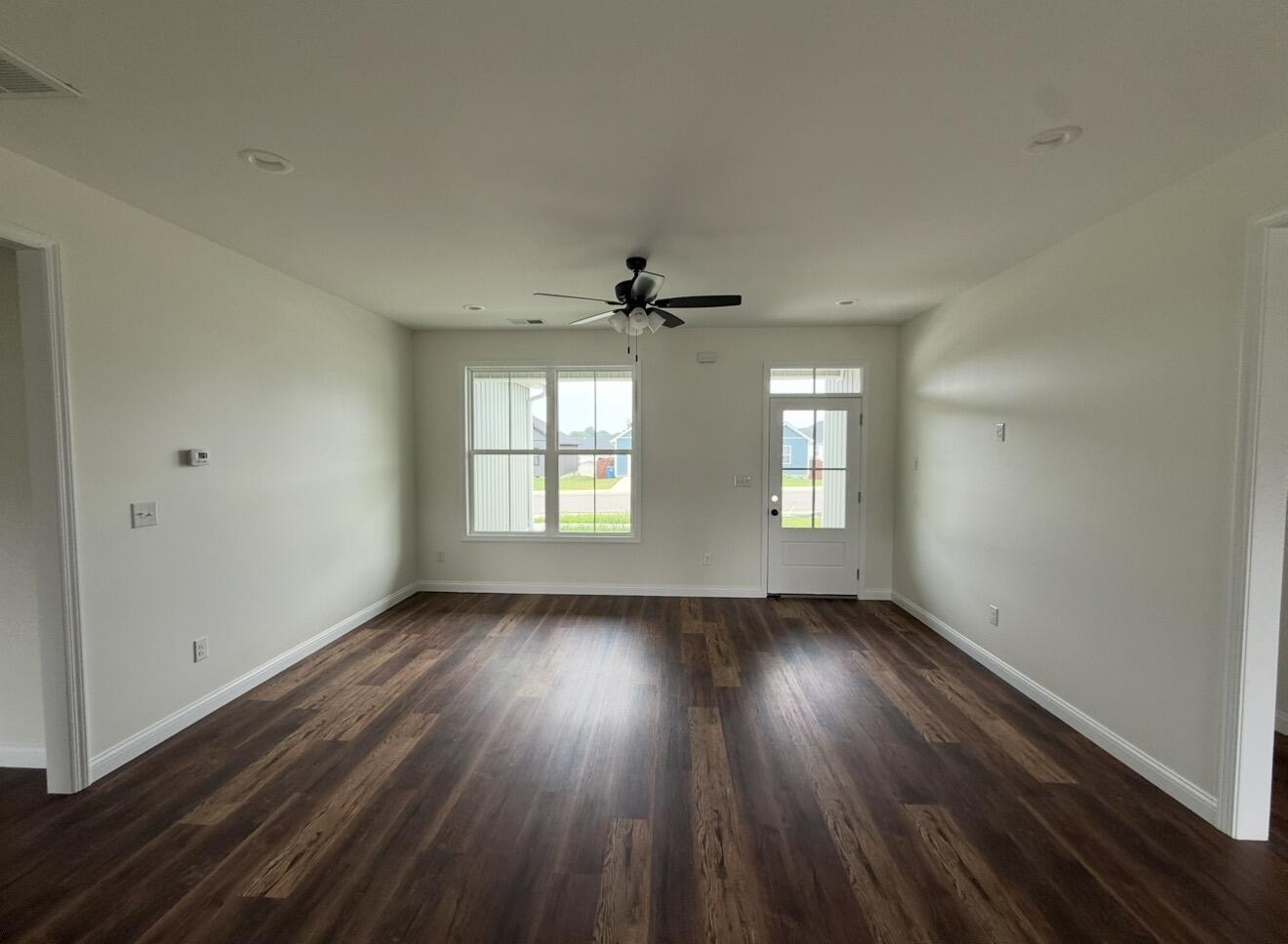 472 Pinehurst Way Property Photo 3