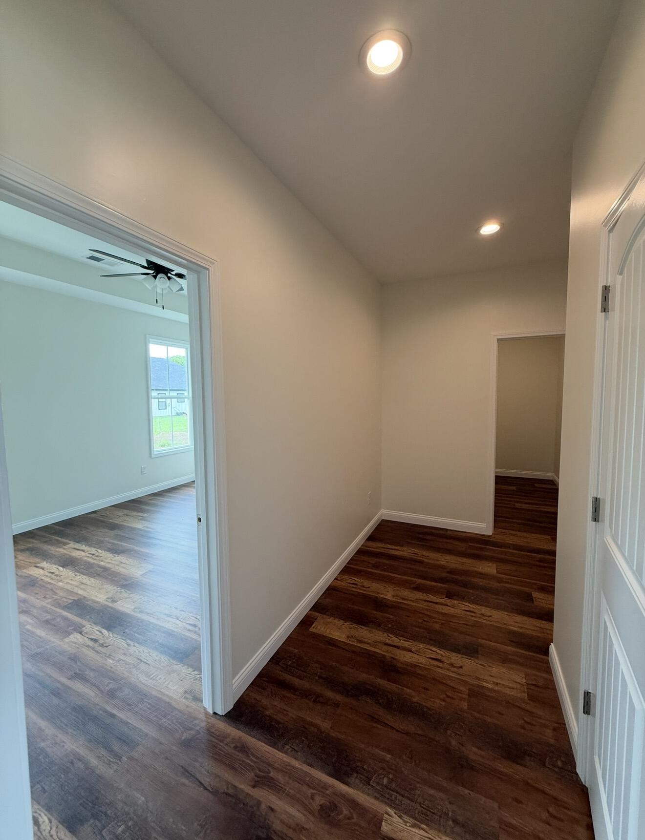 472 Pinehurst Way Property Photo 10