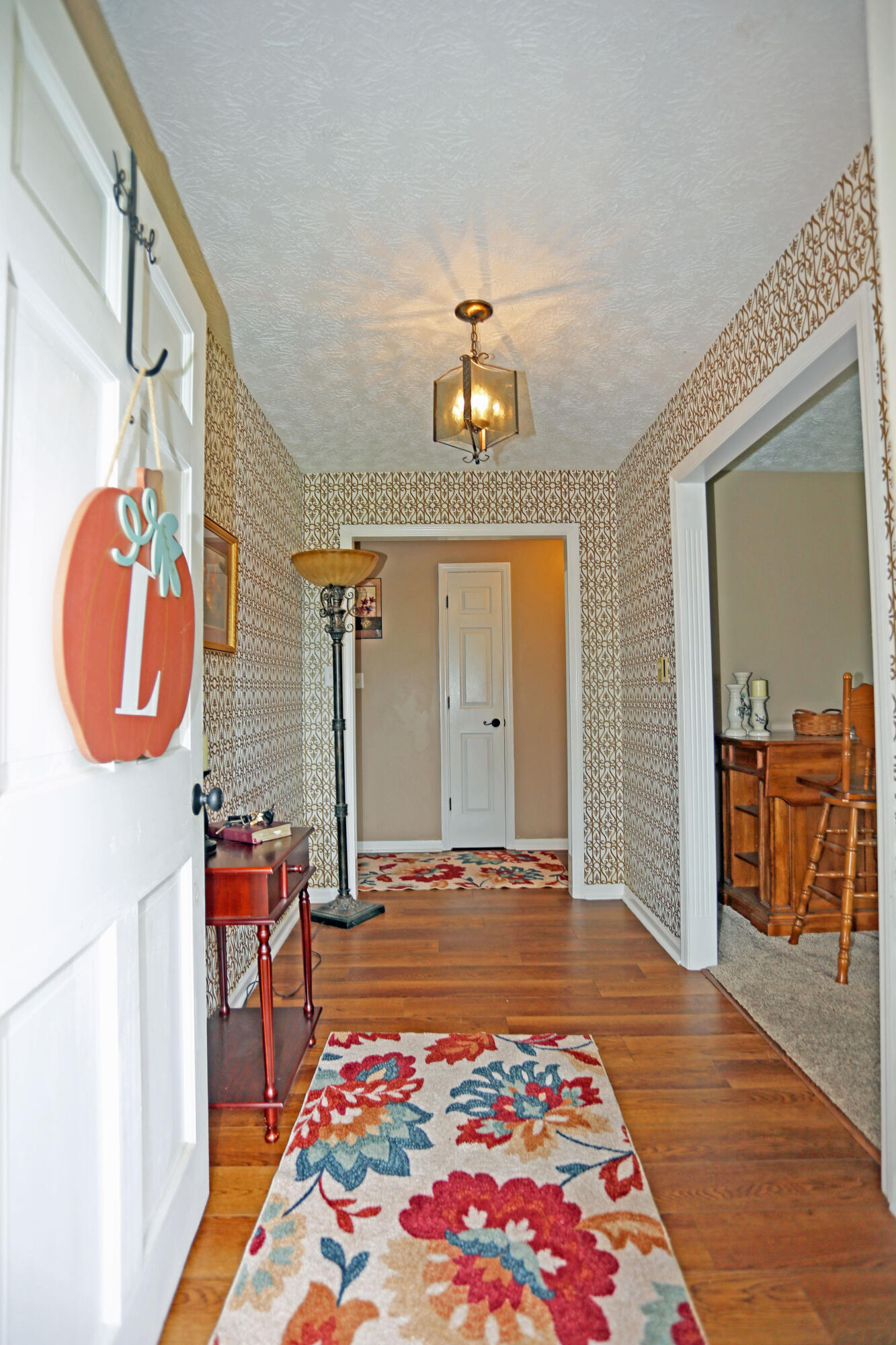 200 Ironwood Drive Property Photo 2