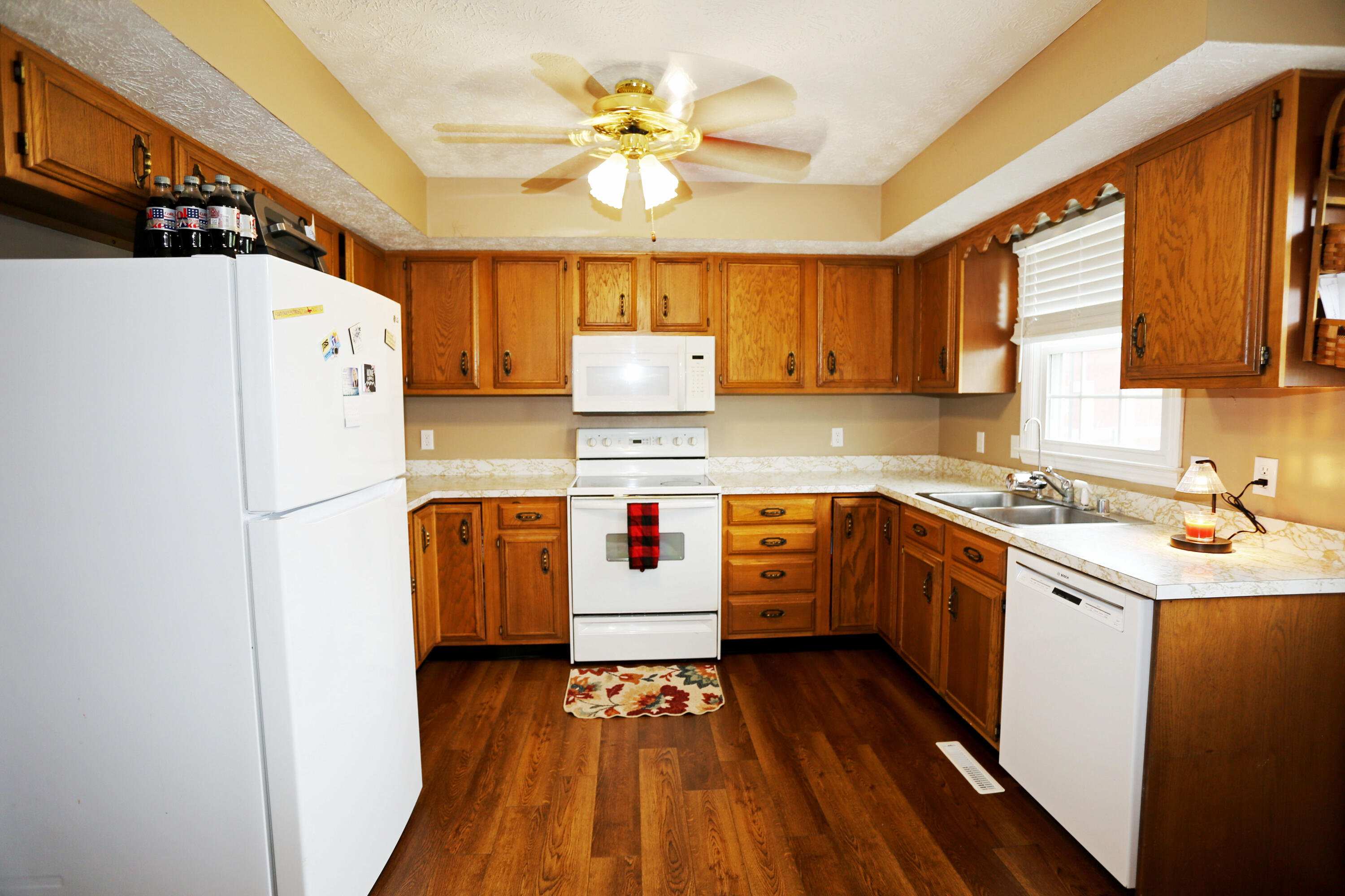 200 Ironwood Drive Property Photo 10