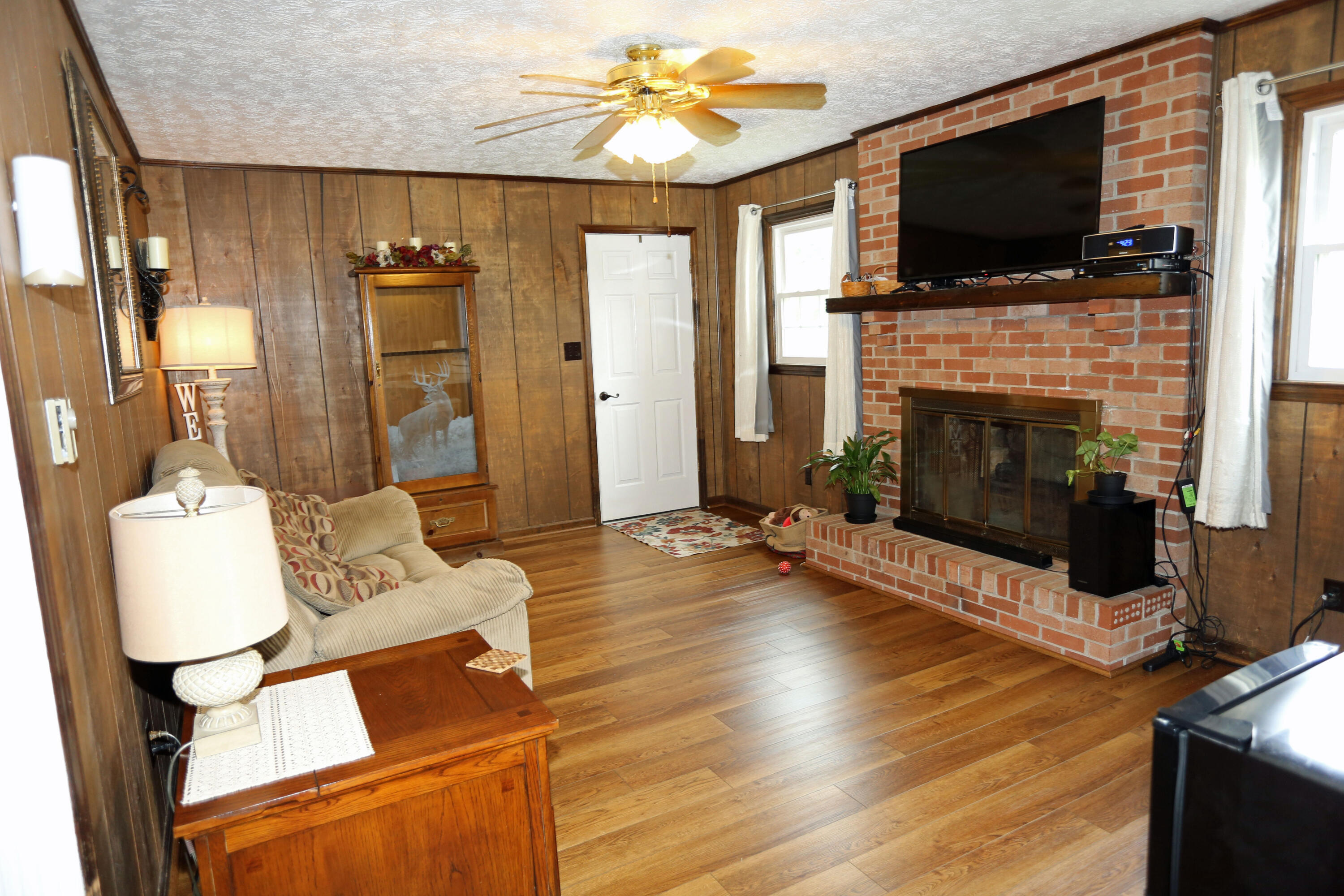 200 Ironwood Drive Property Photo 11
