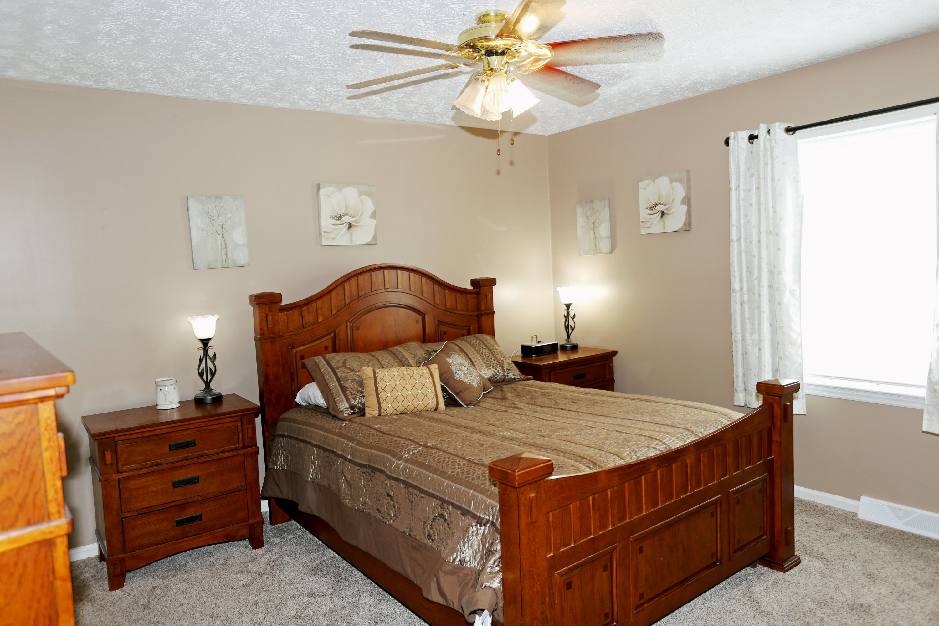 200 Ironwood Drive Property Photo 15