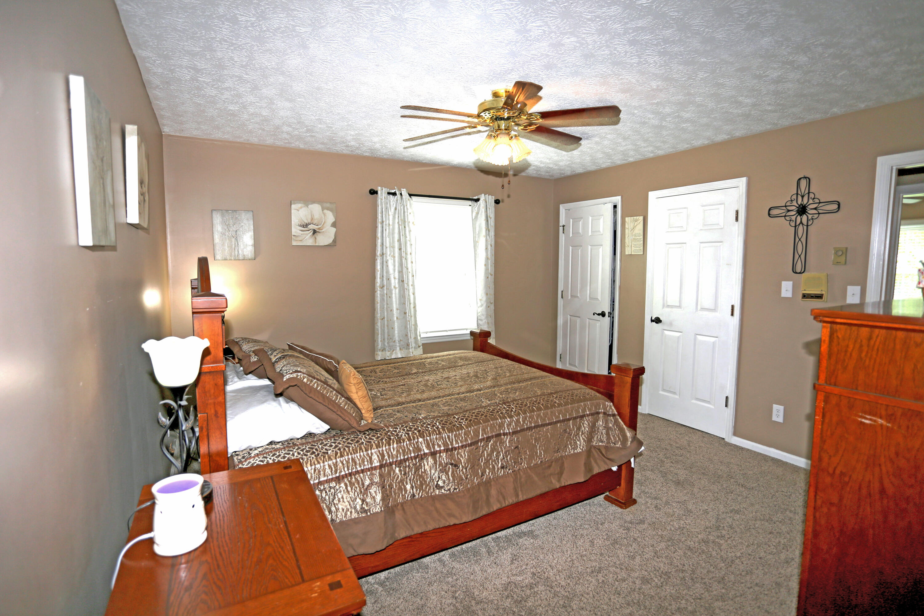200 Ironwood Drive Property Photo 18