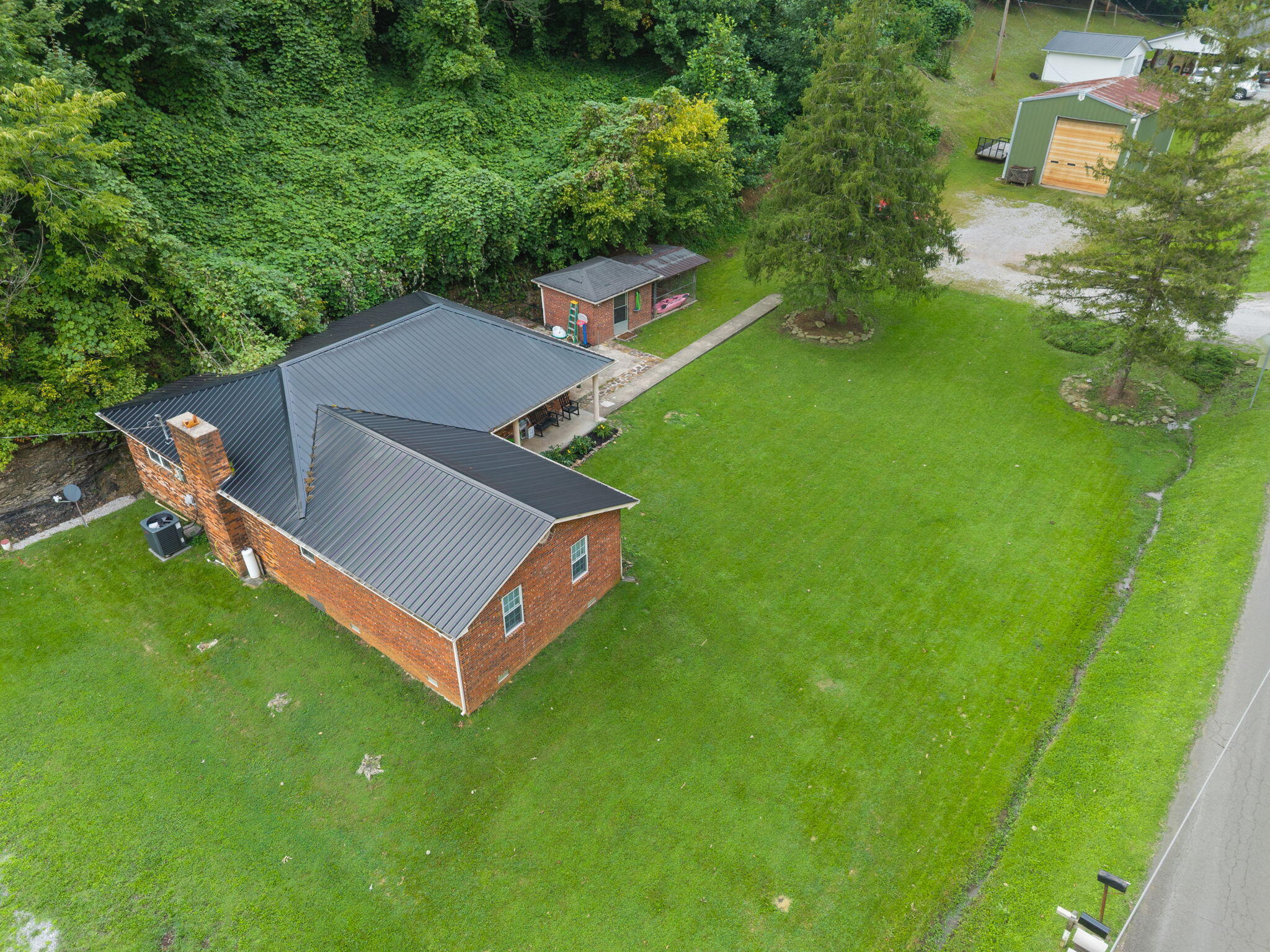 1540 Ky-1524 Property Photo 6