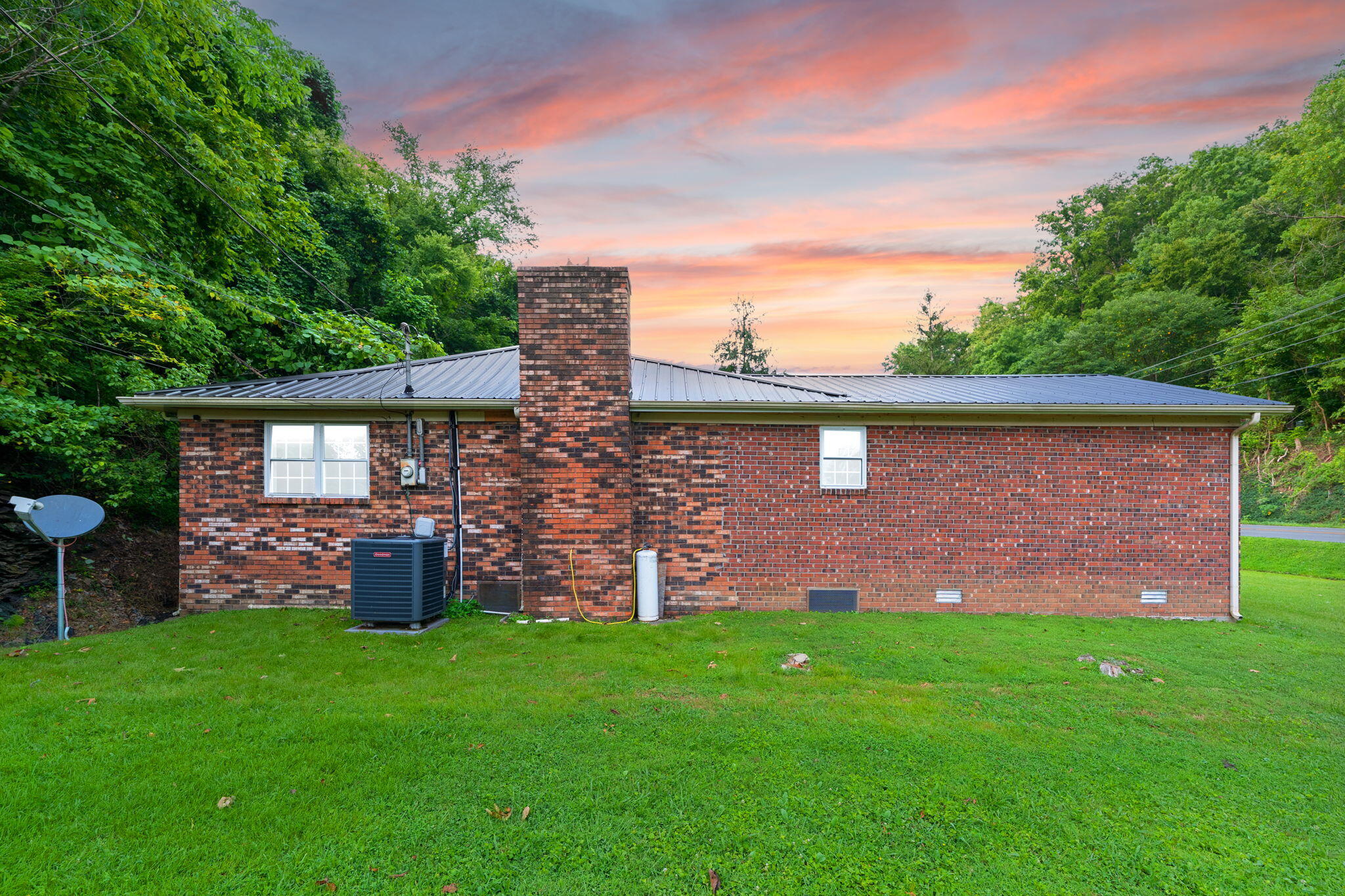 1540 Ky-1524 Property Photo 55