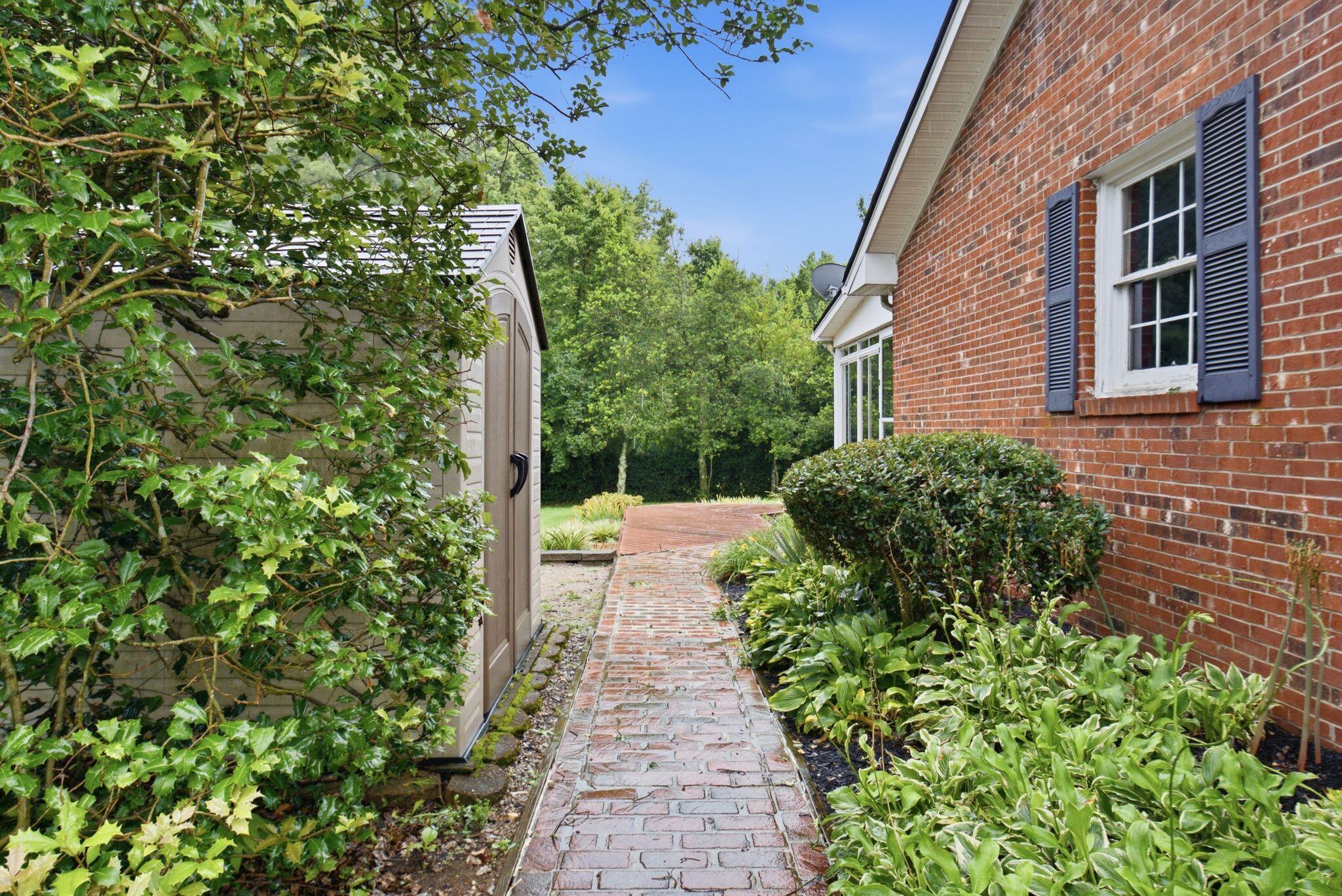 4660 Athens Walnut Hill Pike Property Photo 6