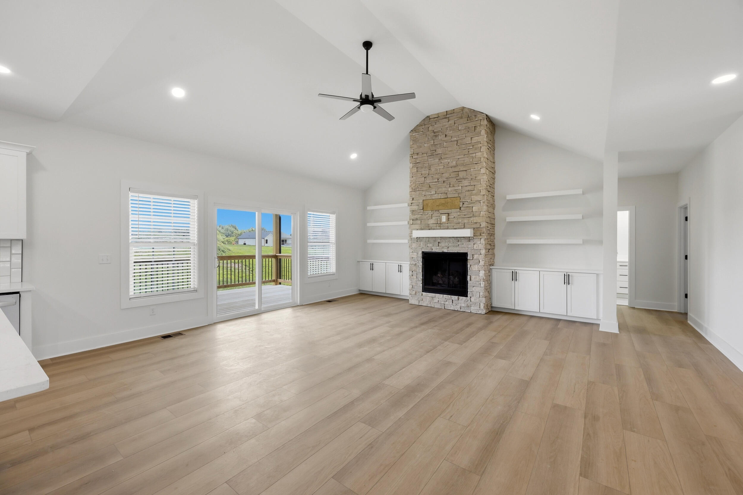 115 Cabela Drive Property Photo 15