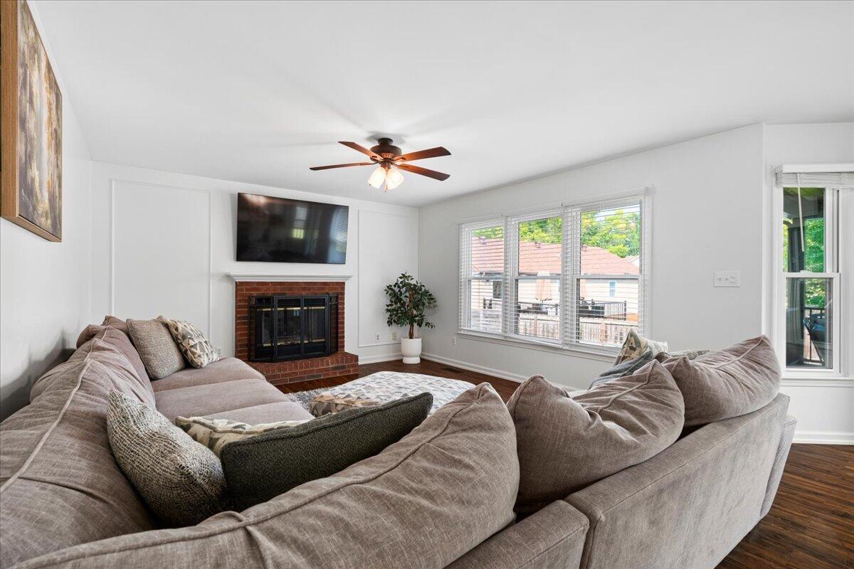 4804 Burdock Place Property Photo 7