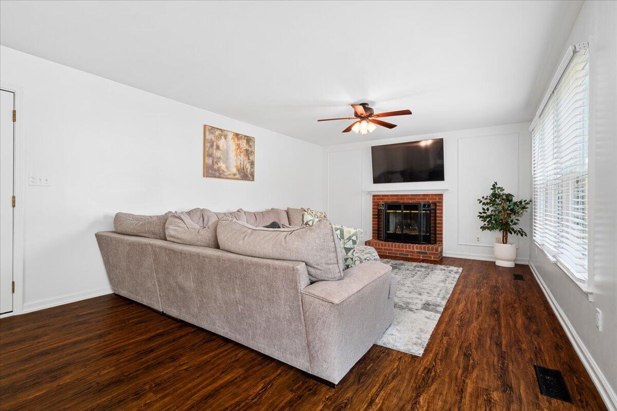 4804 Burdock Place Property Photo 8