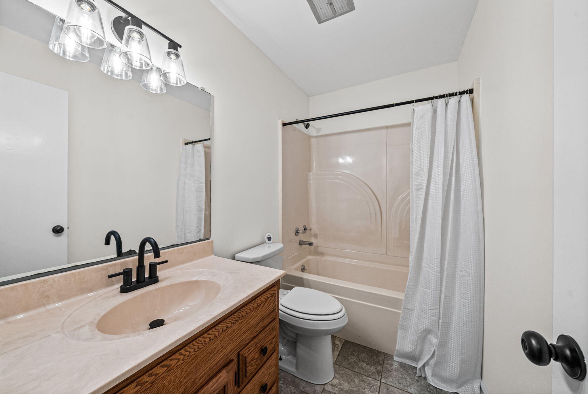 132 Windsor Drive Property Photo 22