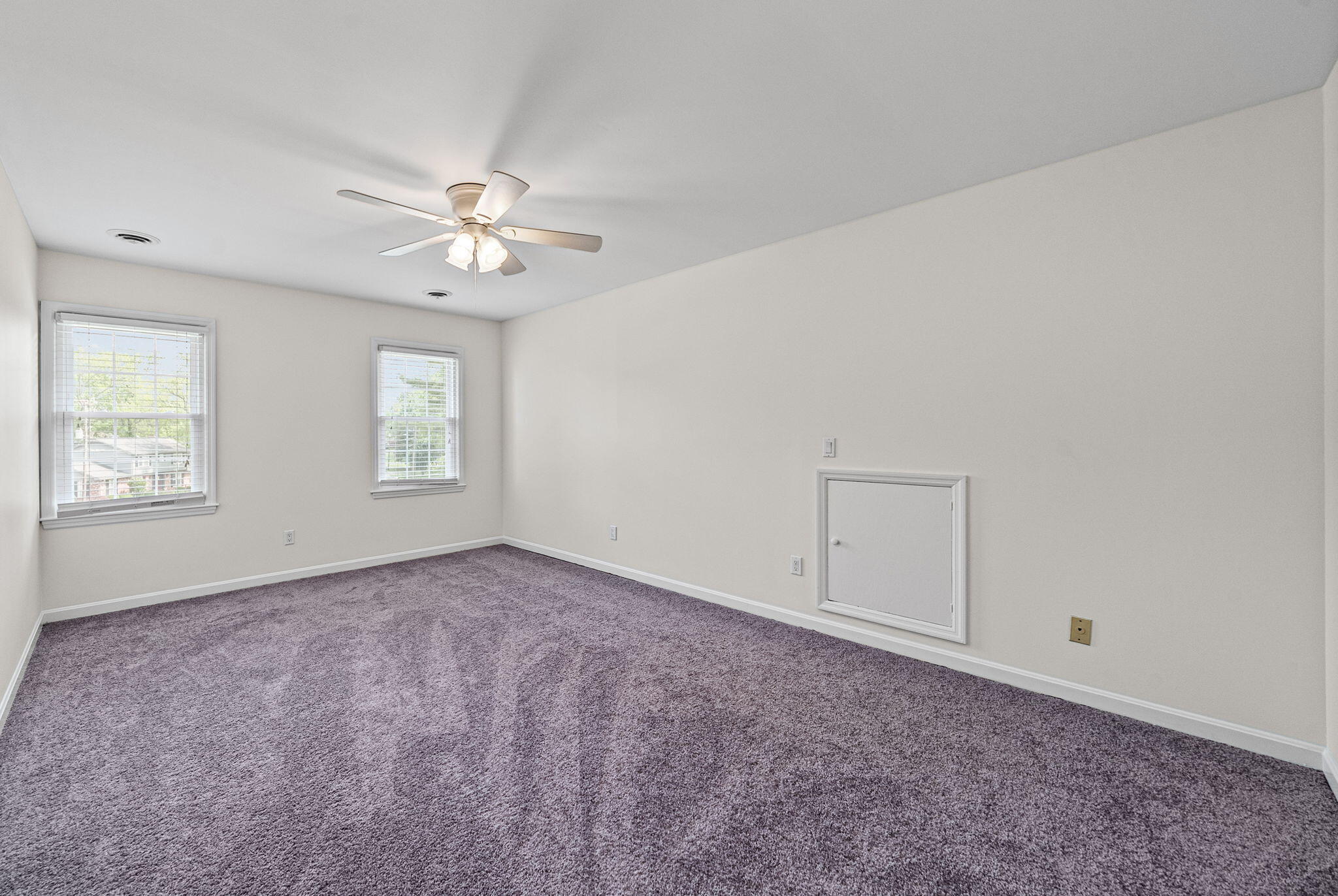 132 Windsor Drive Property Photo 27