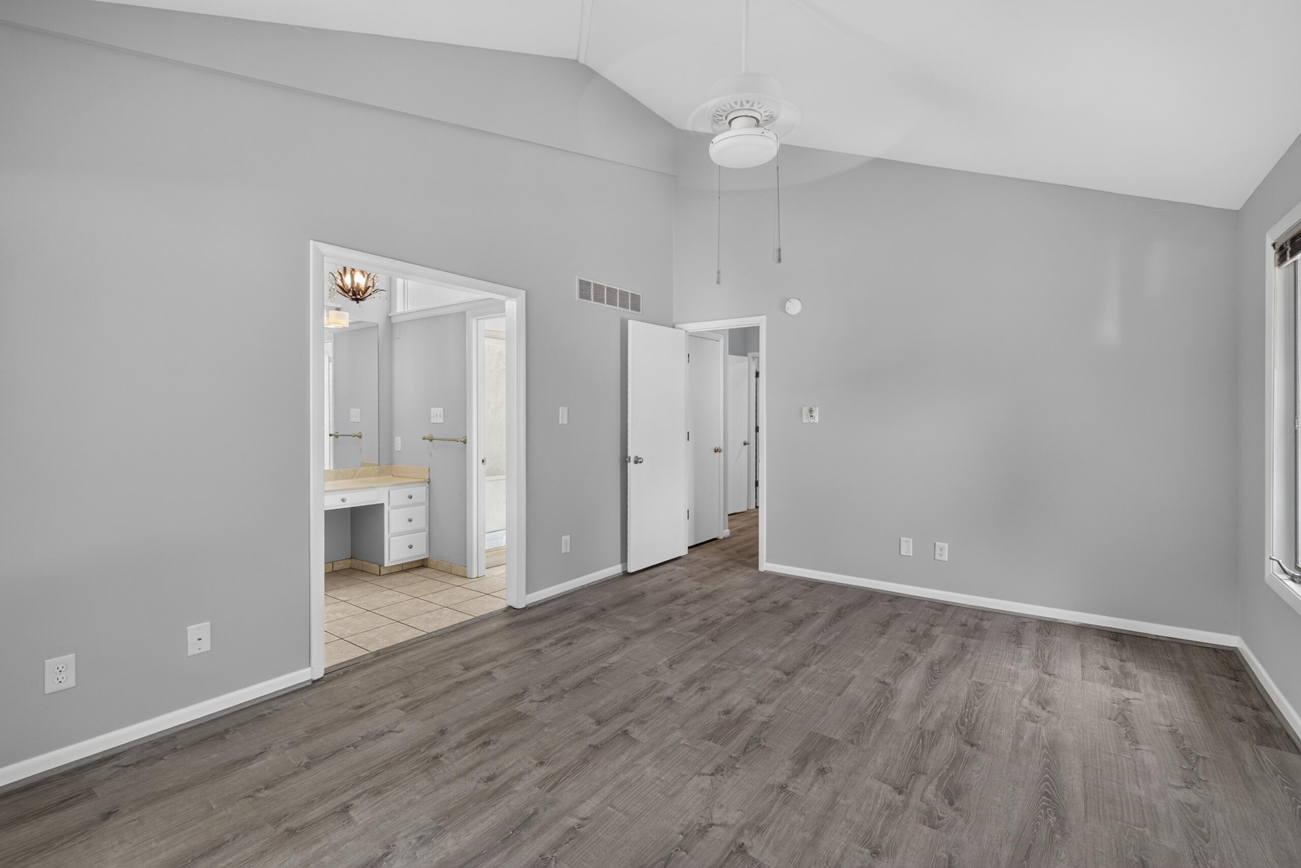 2957 Candlelight Way Property Photo 19