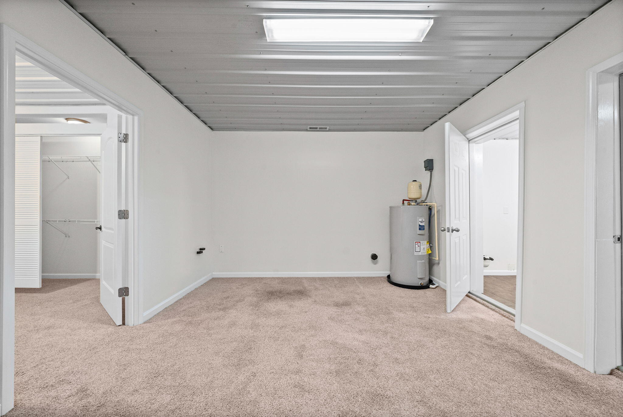 1855 Lovers Lane Property Photo 15