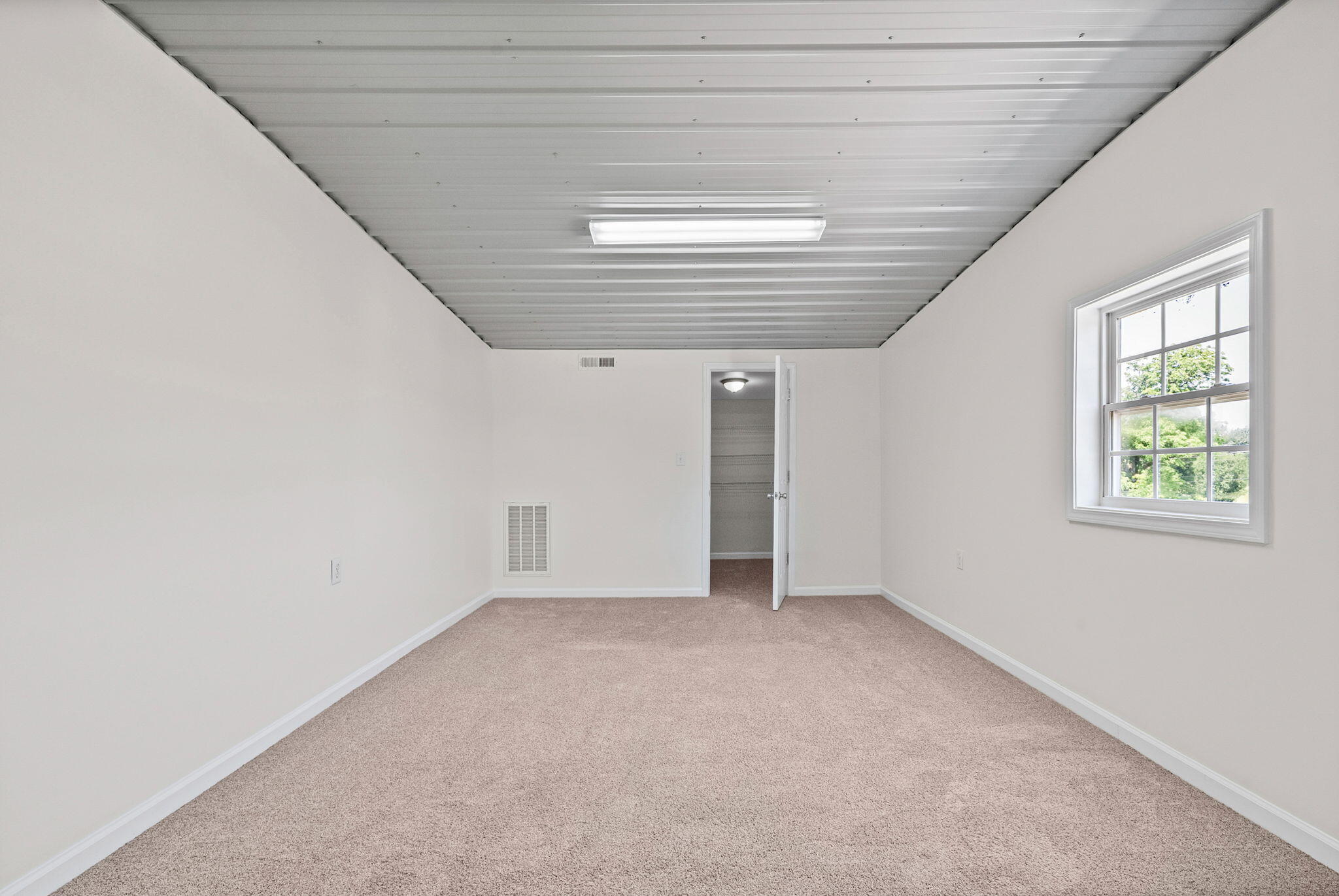 1855 Lovers Lane Property Photo 20