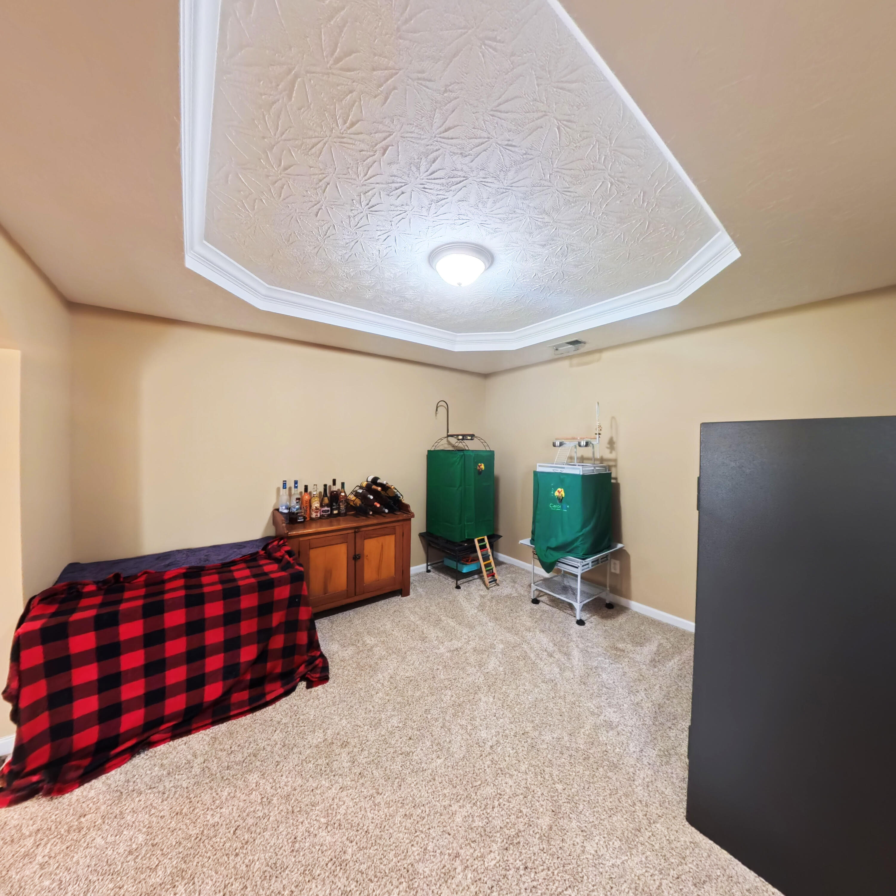156 Whitman Way Property Photo 8