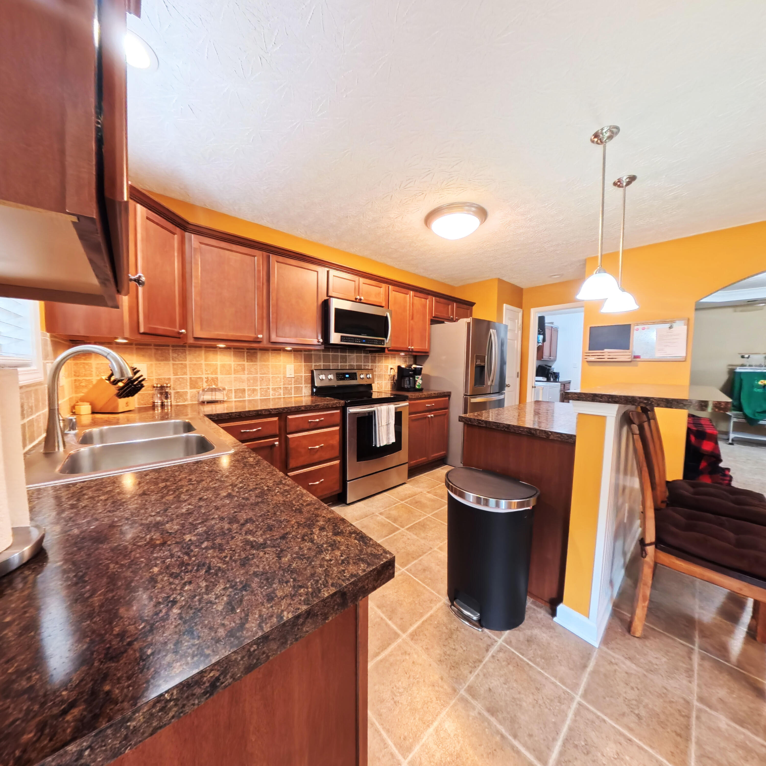156 Whitman Way Property Photo 10