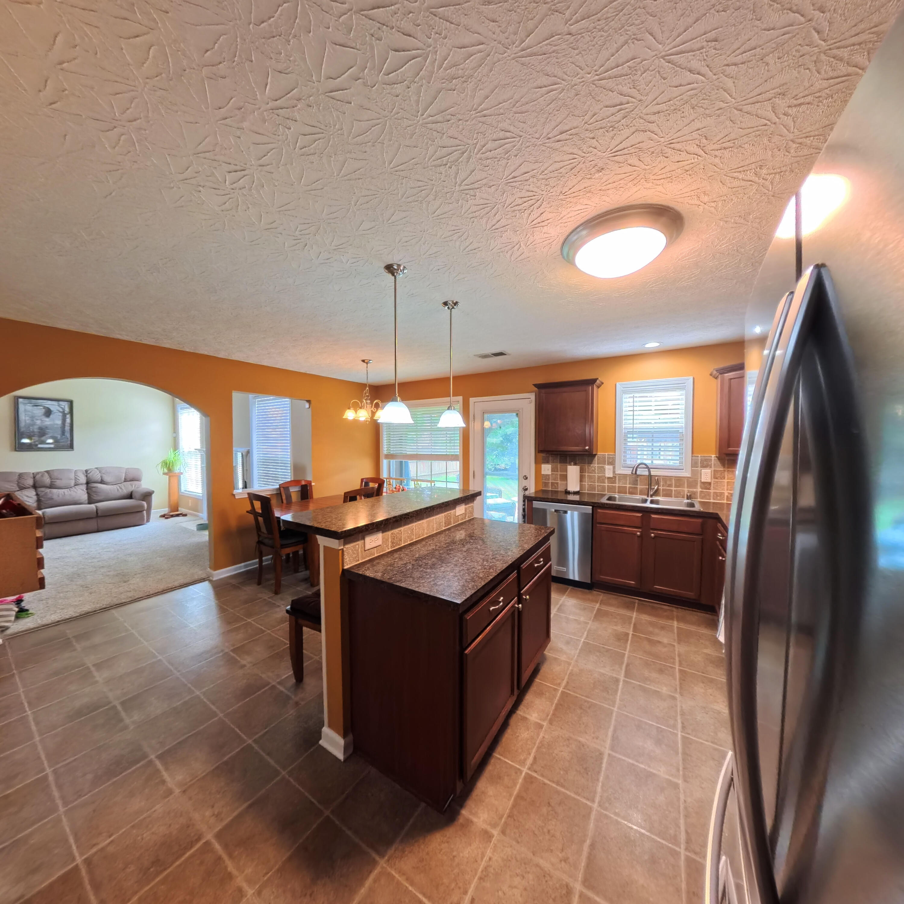 156 Whitman Way Property Photo 11