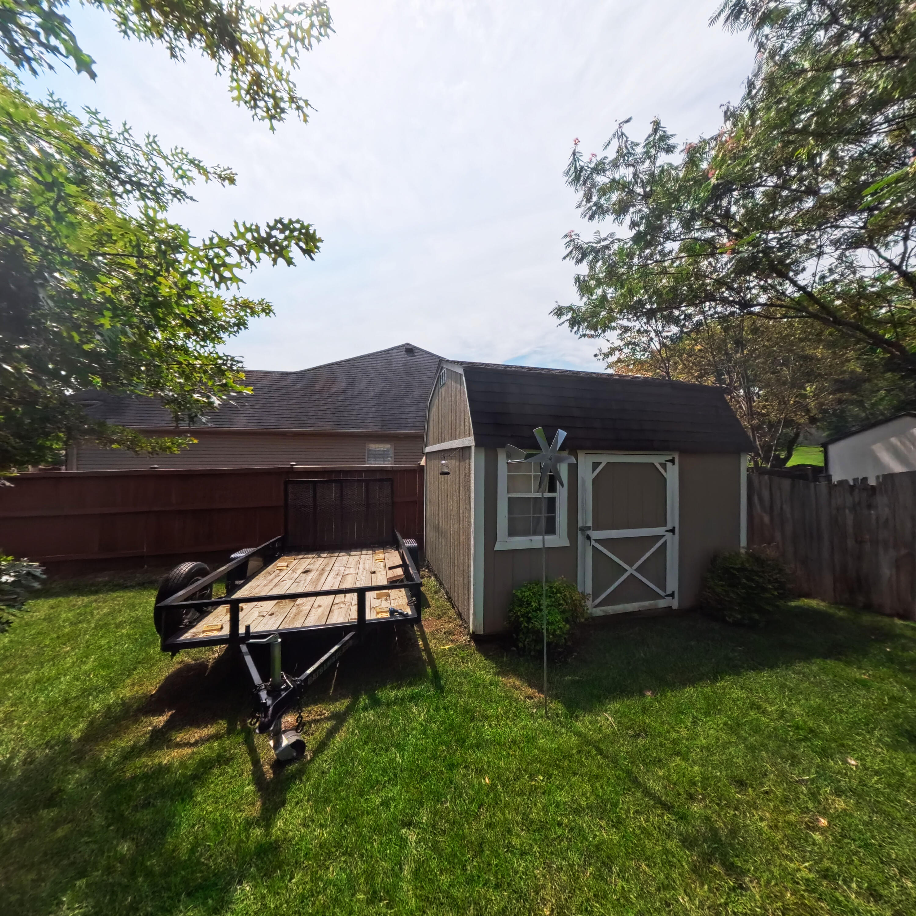 156 Whitman Way Property Photo 34