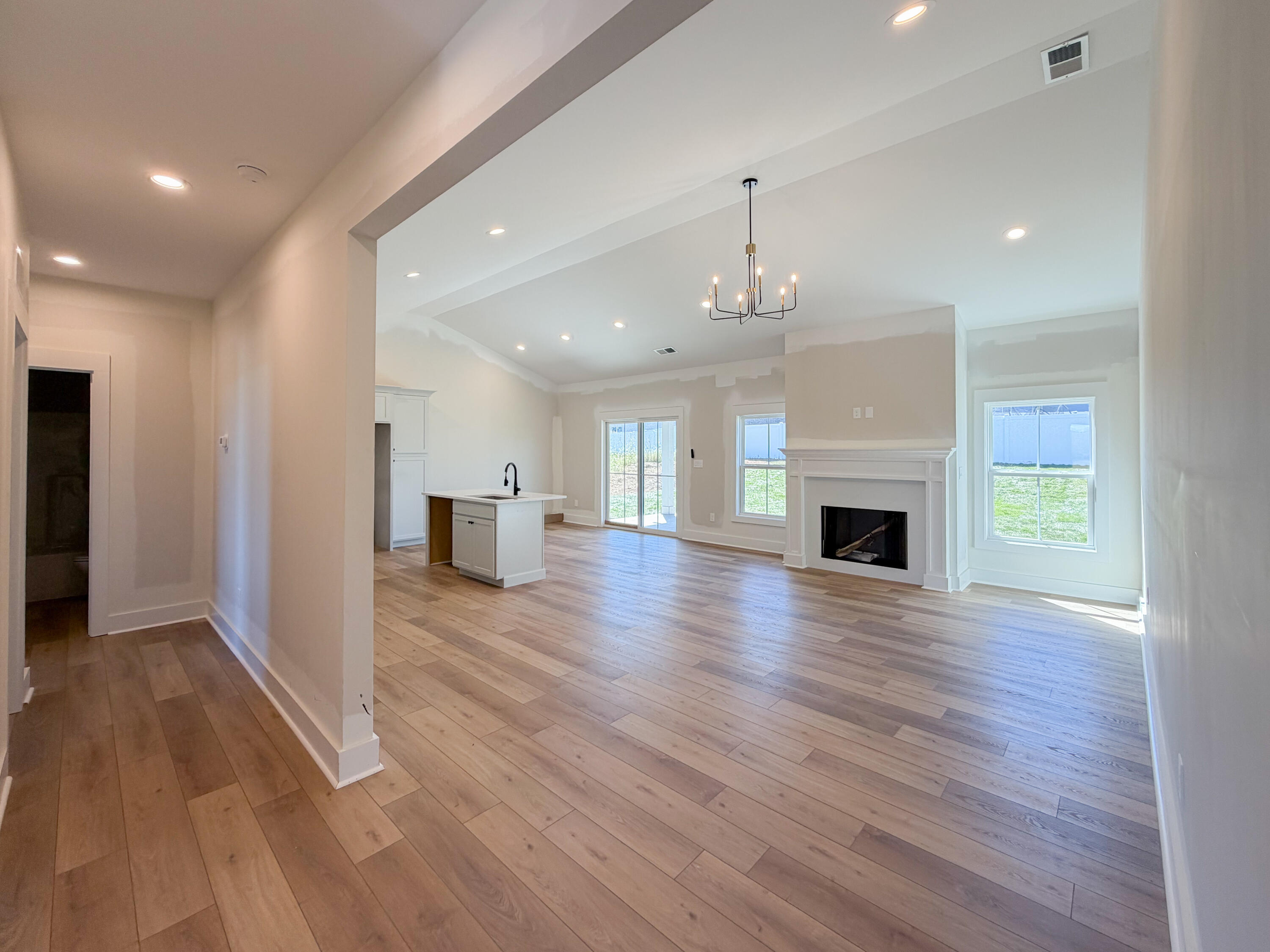 319 Skaggs Boulevard Property Photo 4