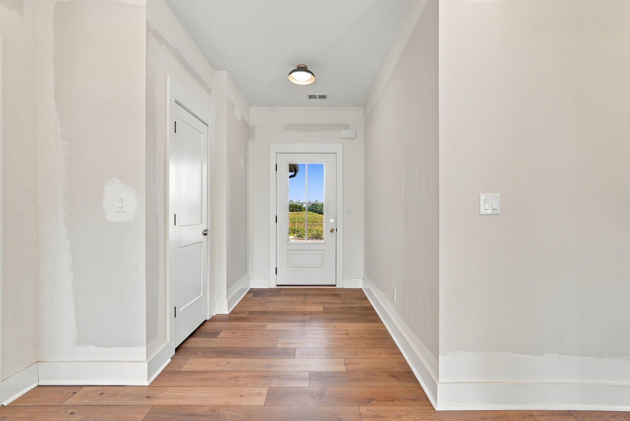 319 Skaggs Boulevard Property Photo 6
