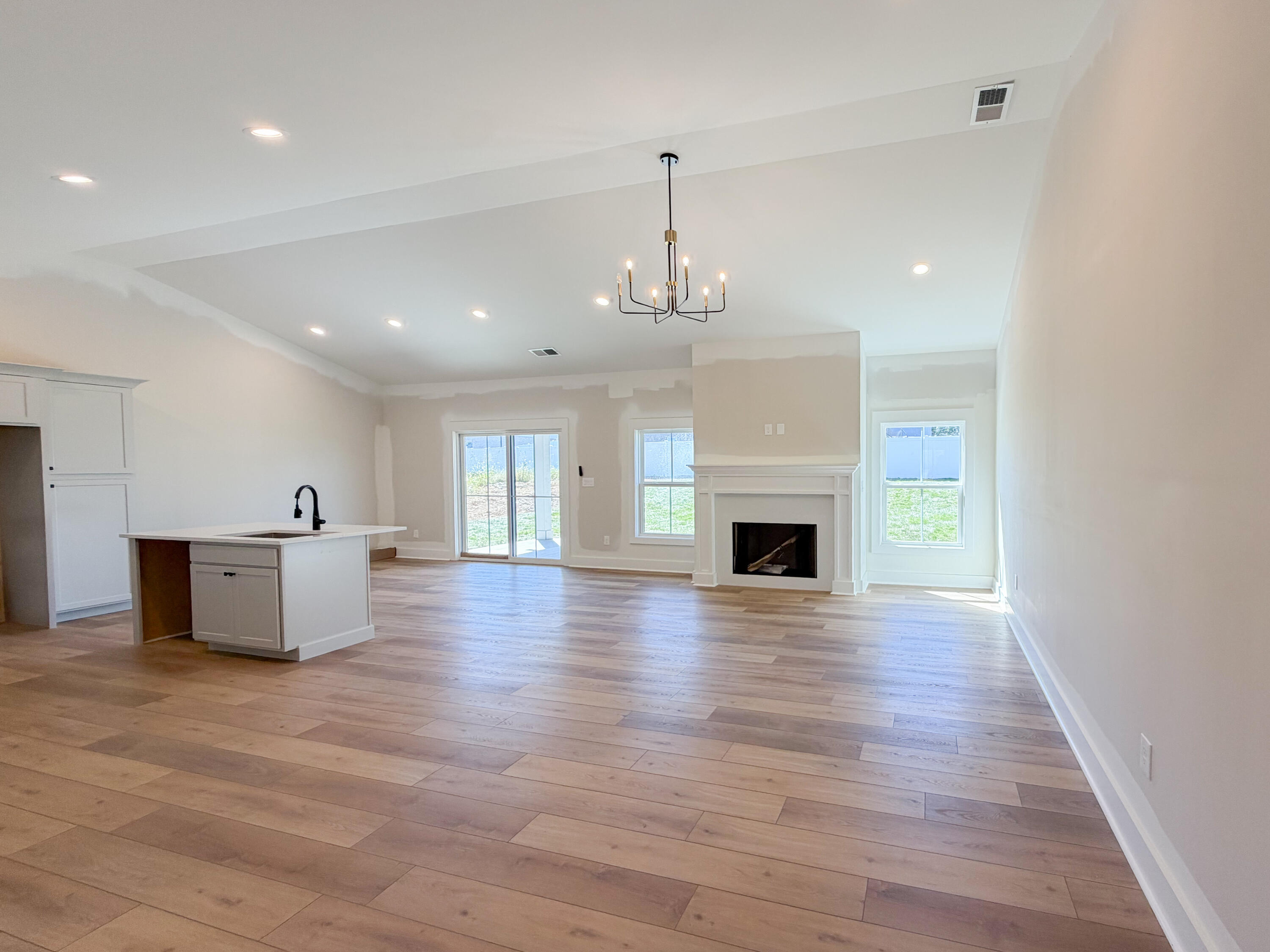 319 Skaggs Boulevard Property Photo 10