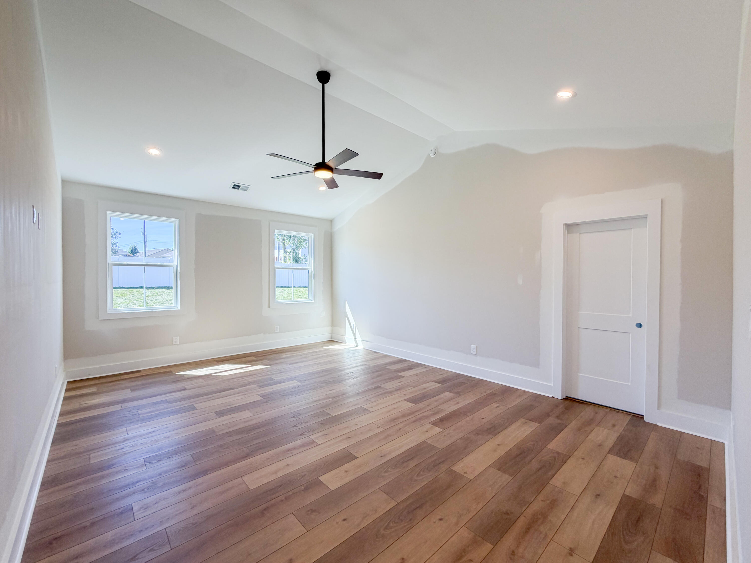 319 Skaggs Boulevard Property Photo 11