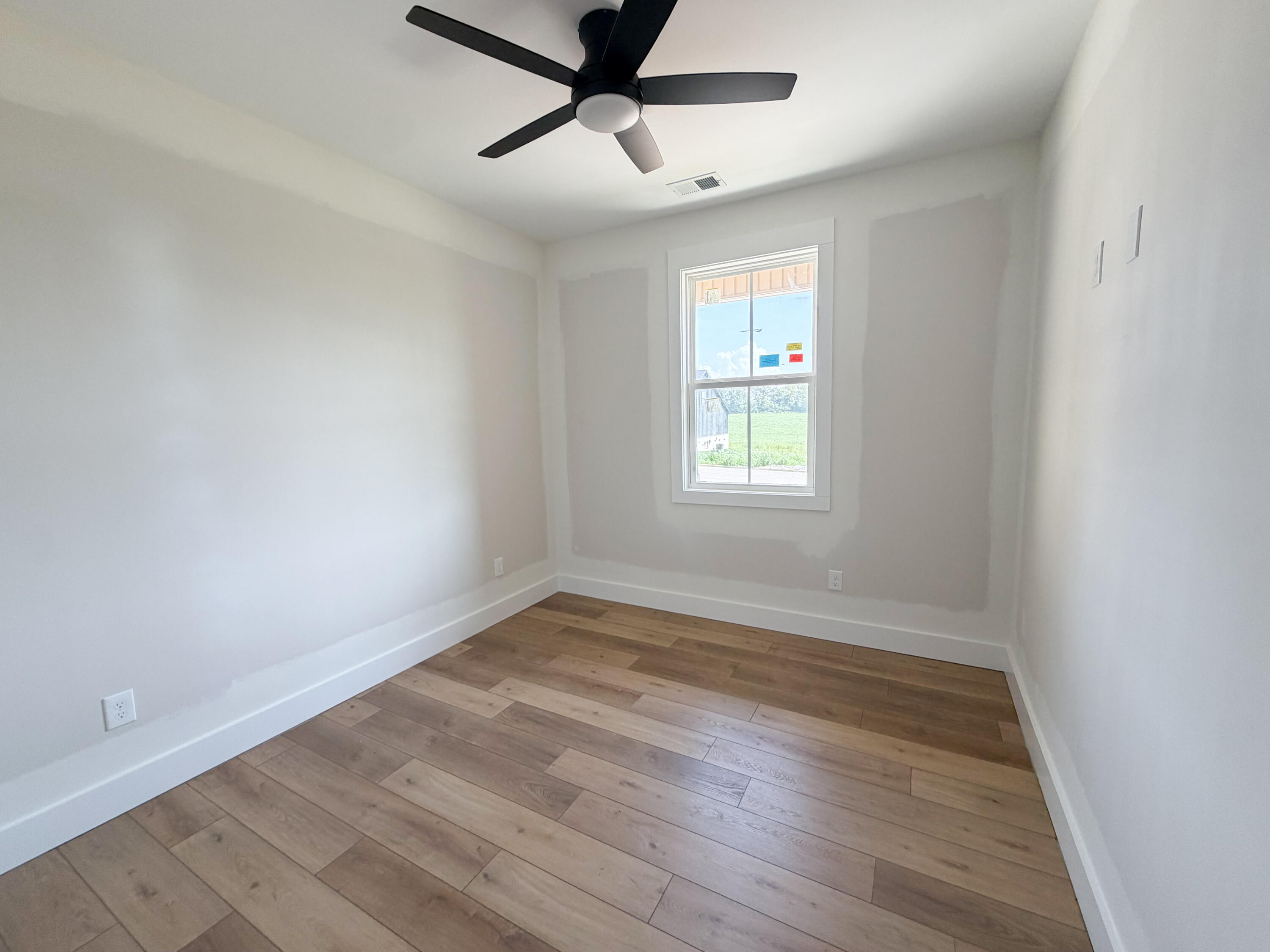 319 Skaggs Boulevard Property Photo 14