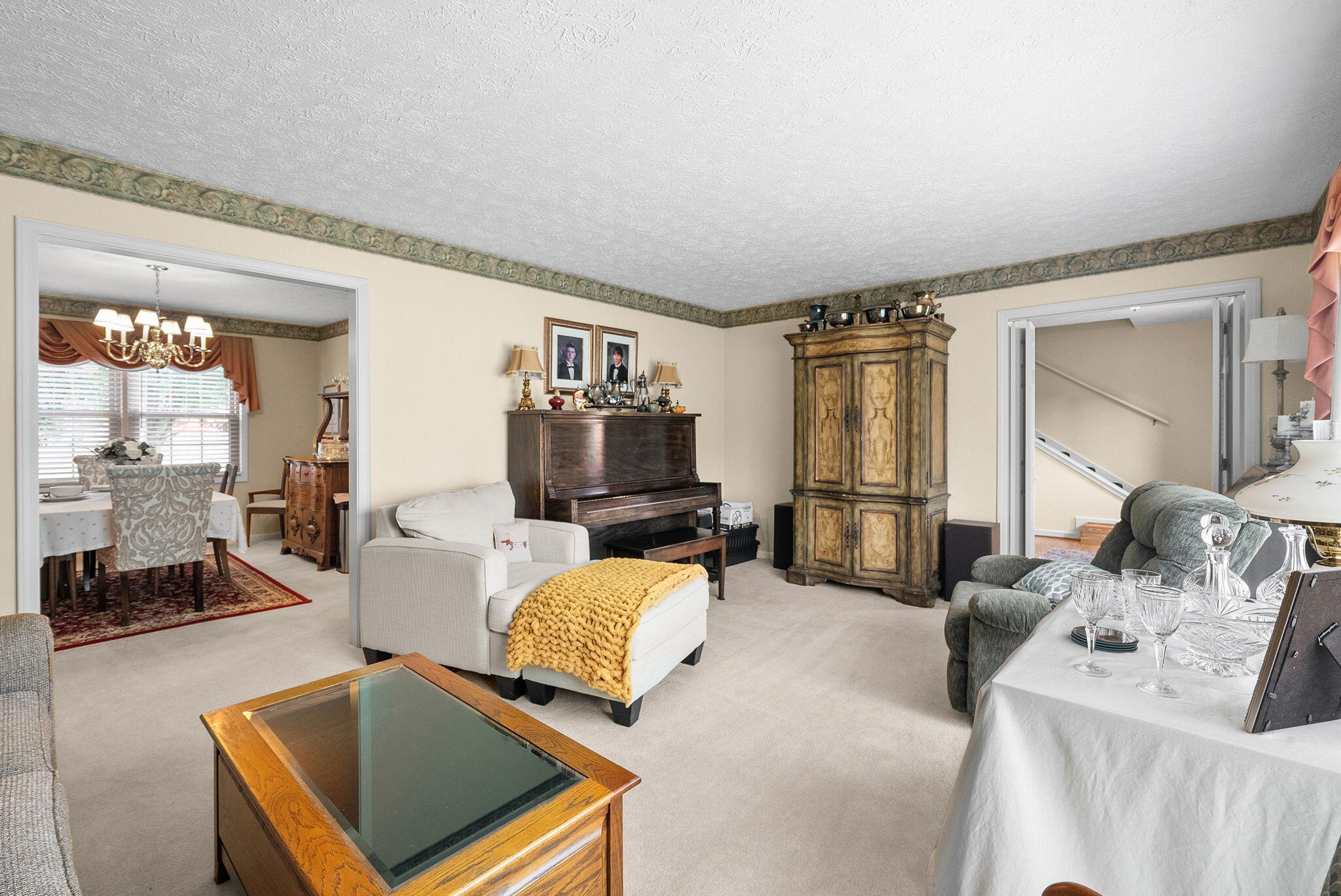 216 Par Place Property Photo 7