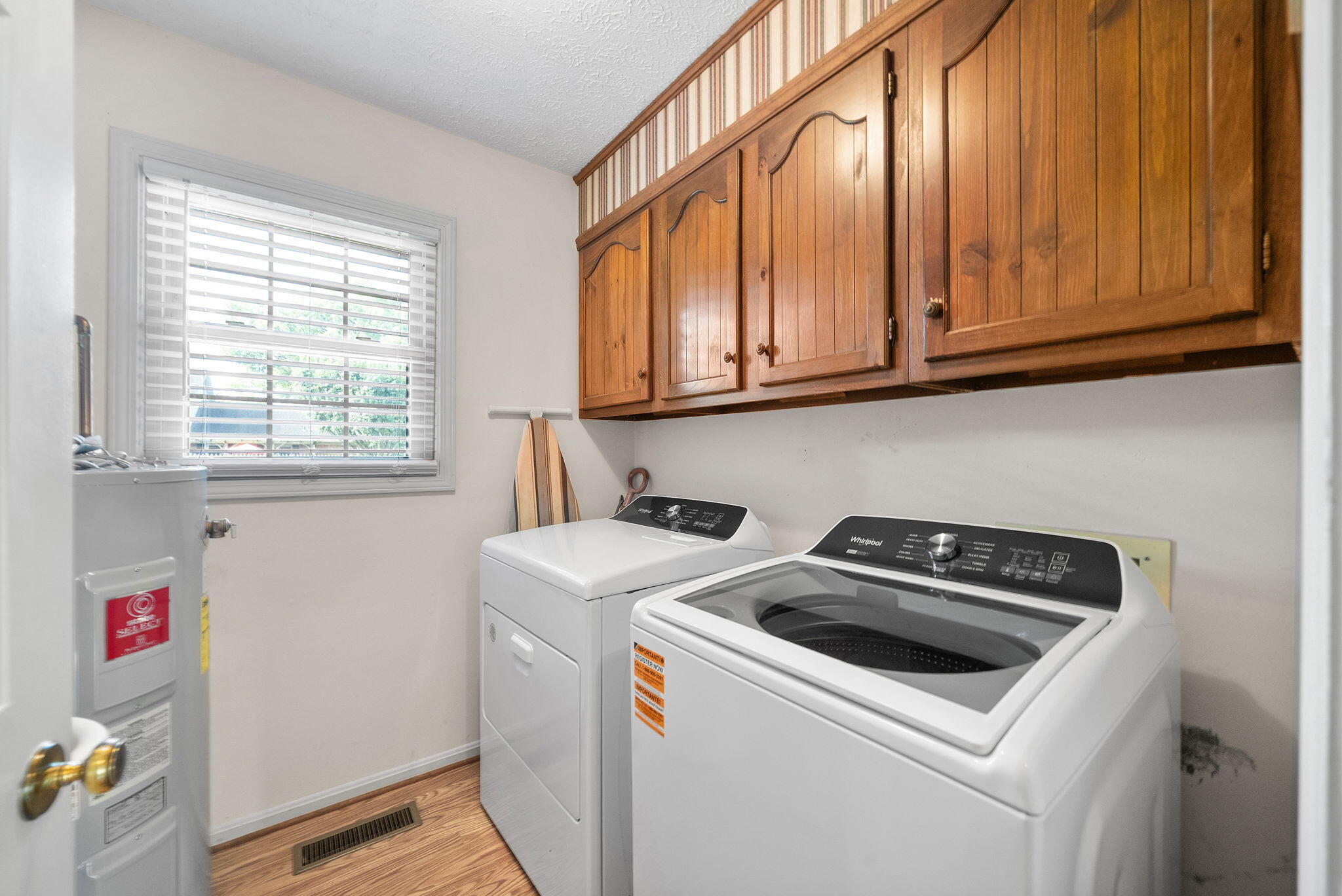 216 Par Place Property Photo 18