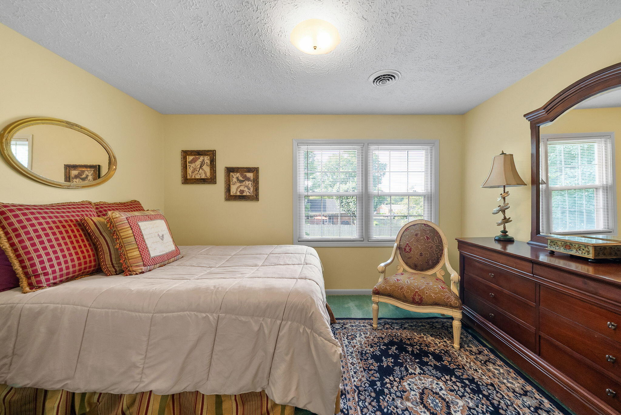 216 Par Place Property Photo 28
