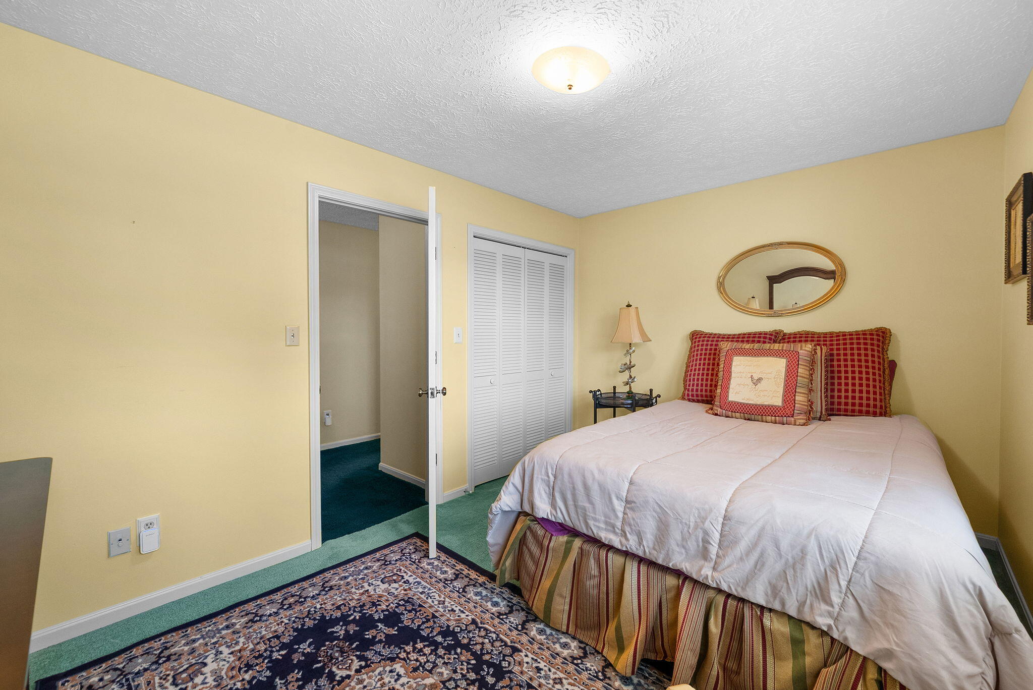 216 Par Place Property Photo 29
