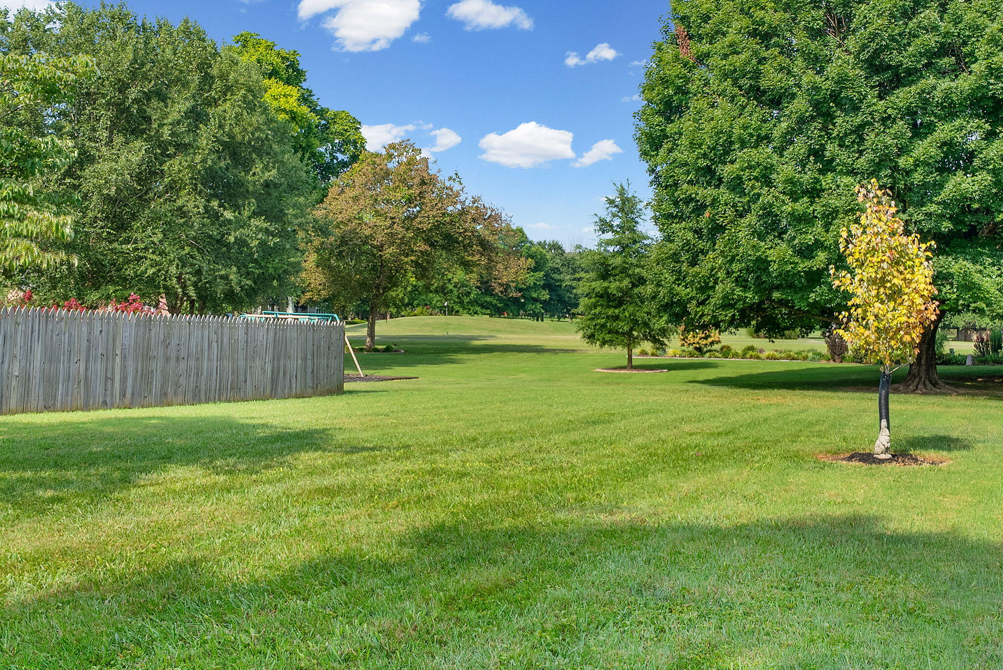 216 Par Place Property Photo 44