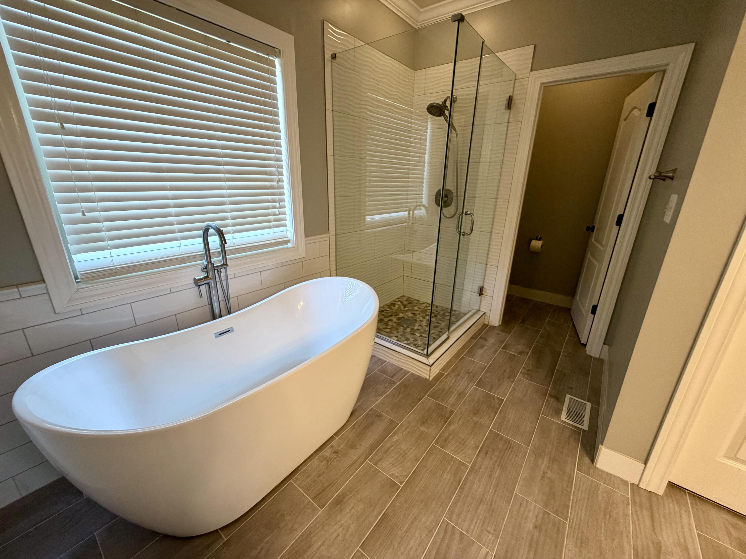 1012 Vineyard Way Property Photo 48
