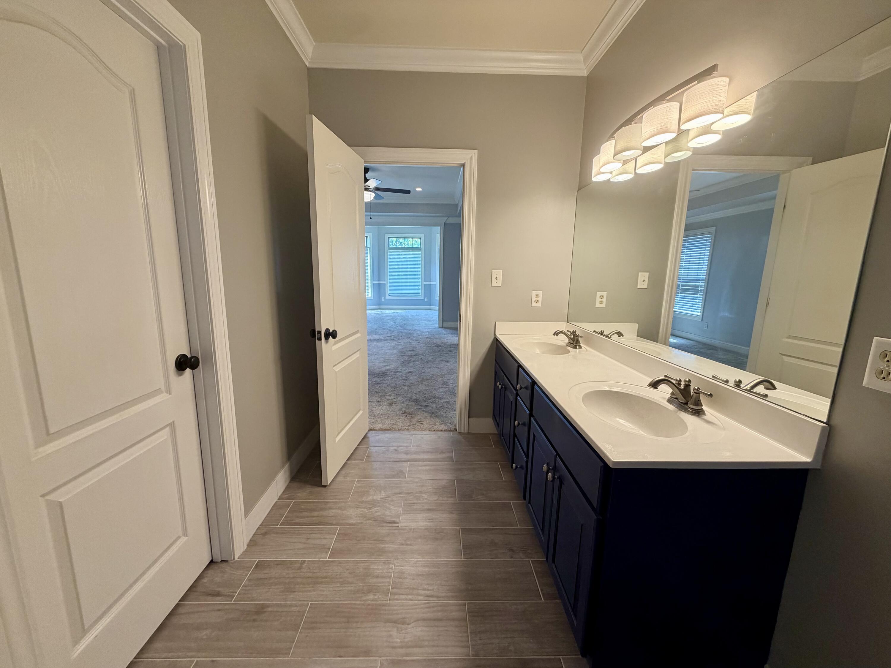 1012 Vineyard Way Property Photo 52