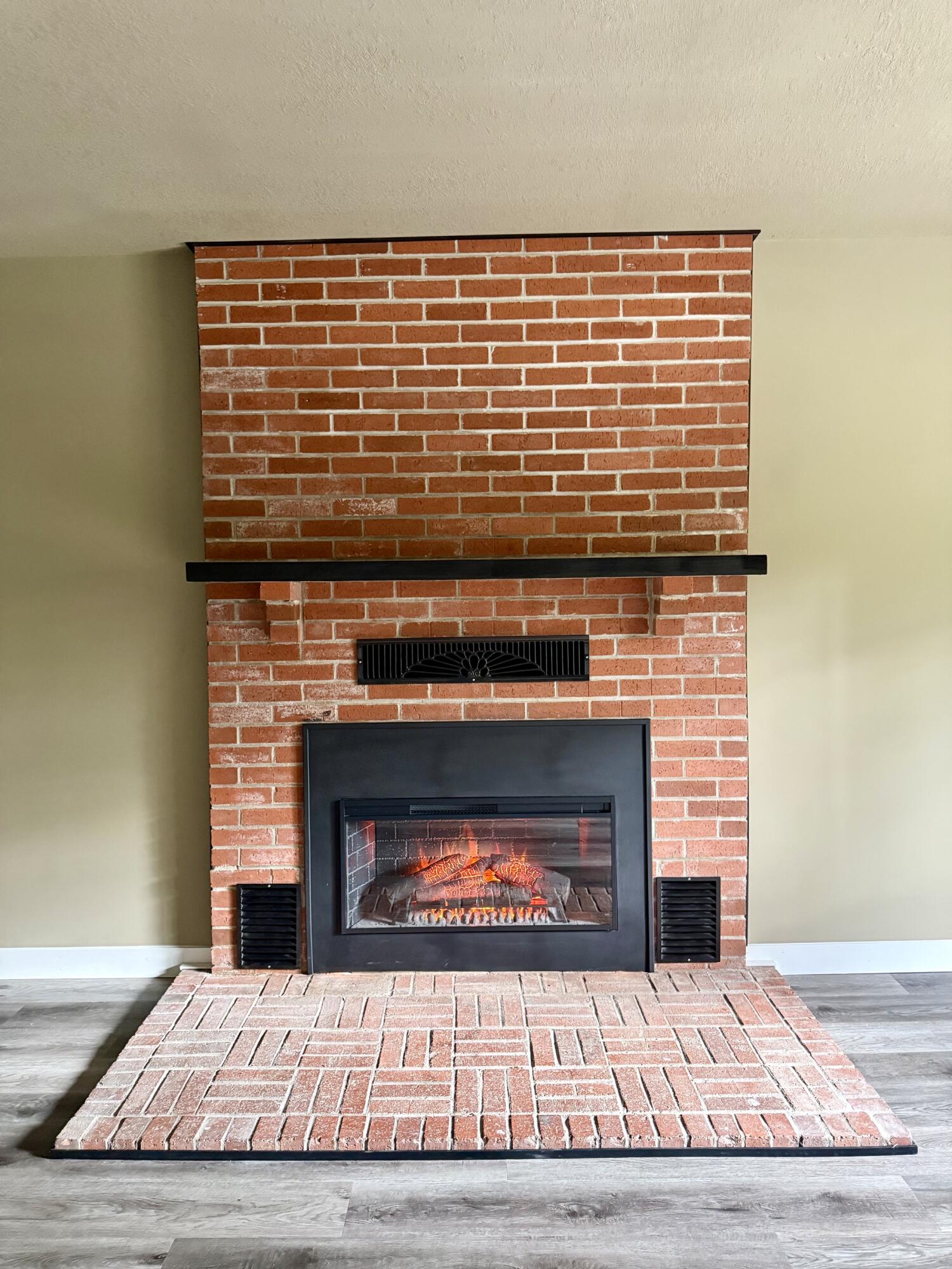 435 Mcguire Avenue Property Photo 17