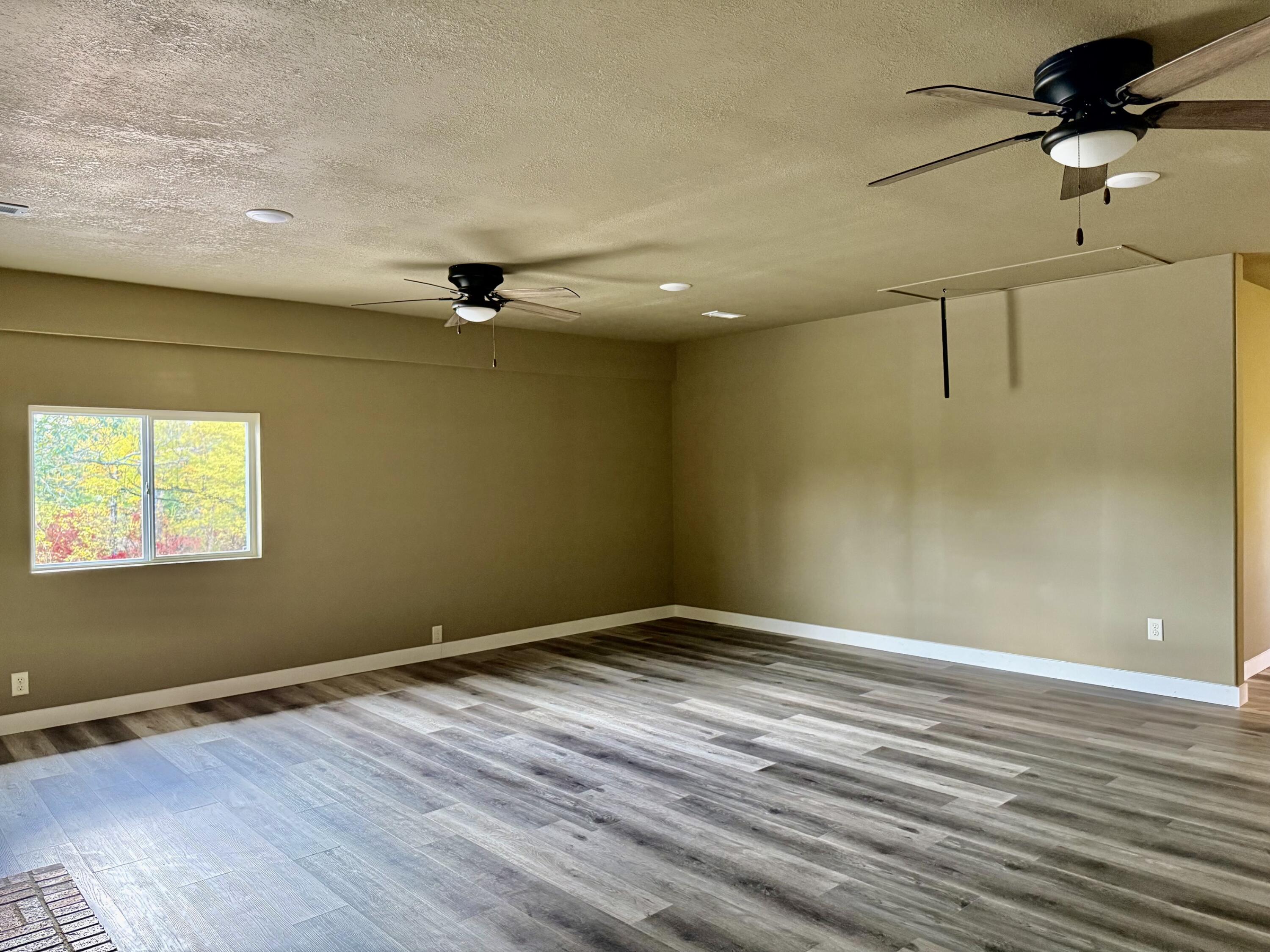 435 Mcguire Avenue Property Photo 22