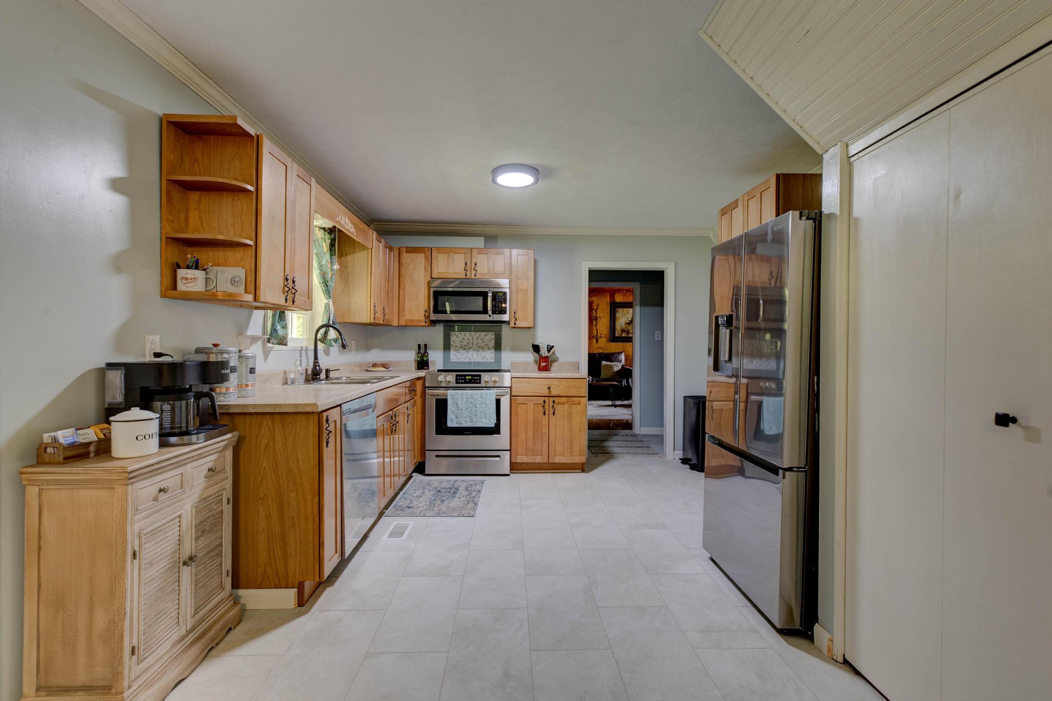 41 Jacks Drive Property Photo 11
