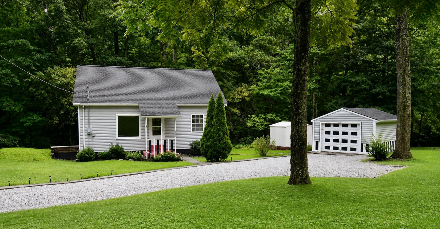 7510 Athens Boonesboro Road Property Photo 1