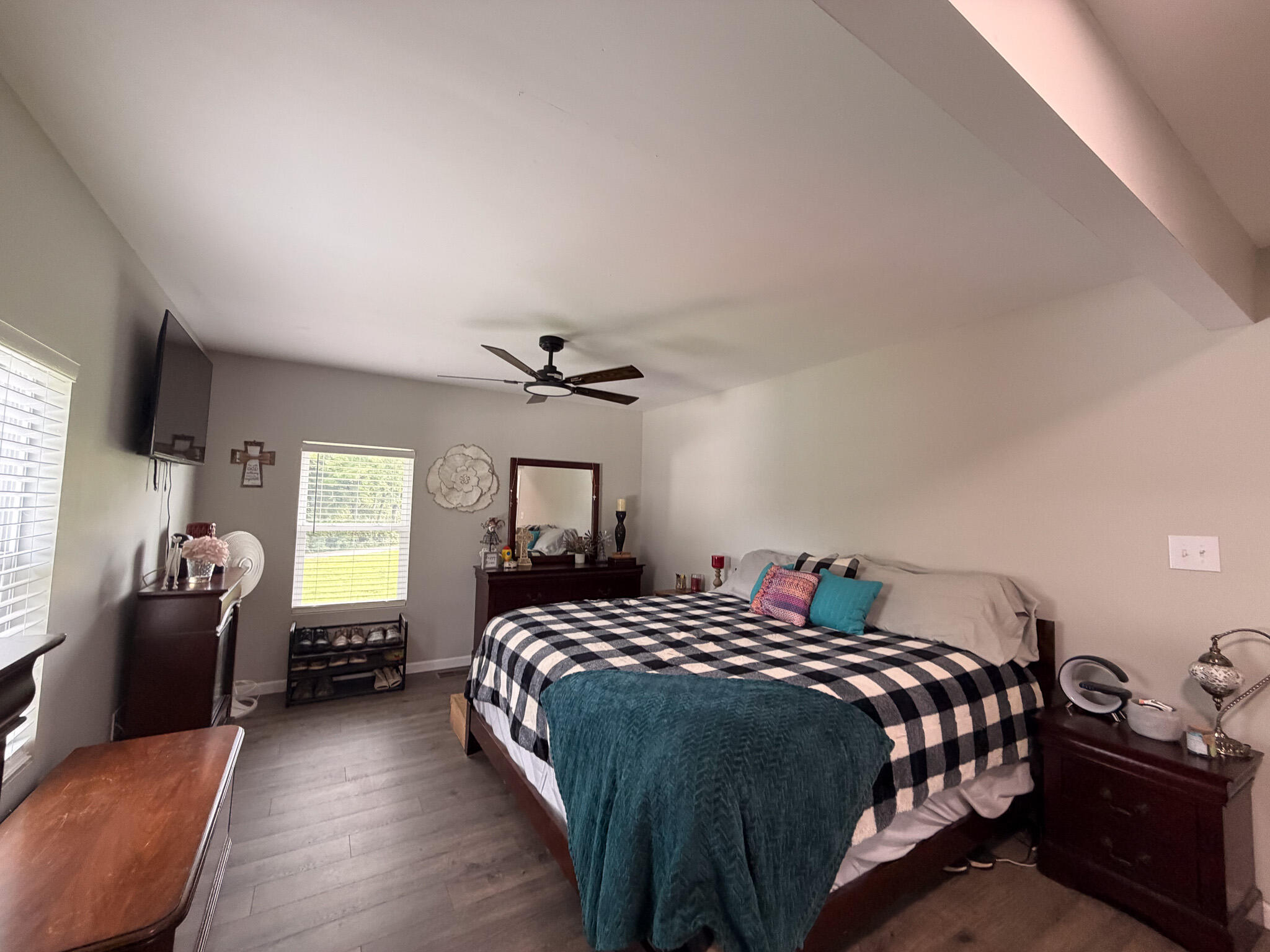 1045 Baxter Ridge Road Property Photo 12