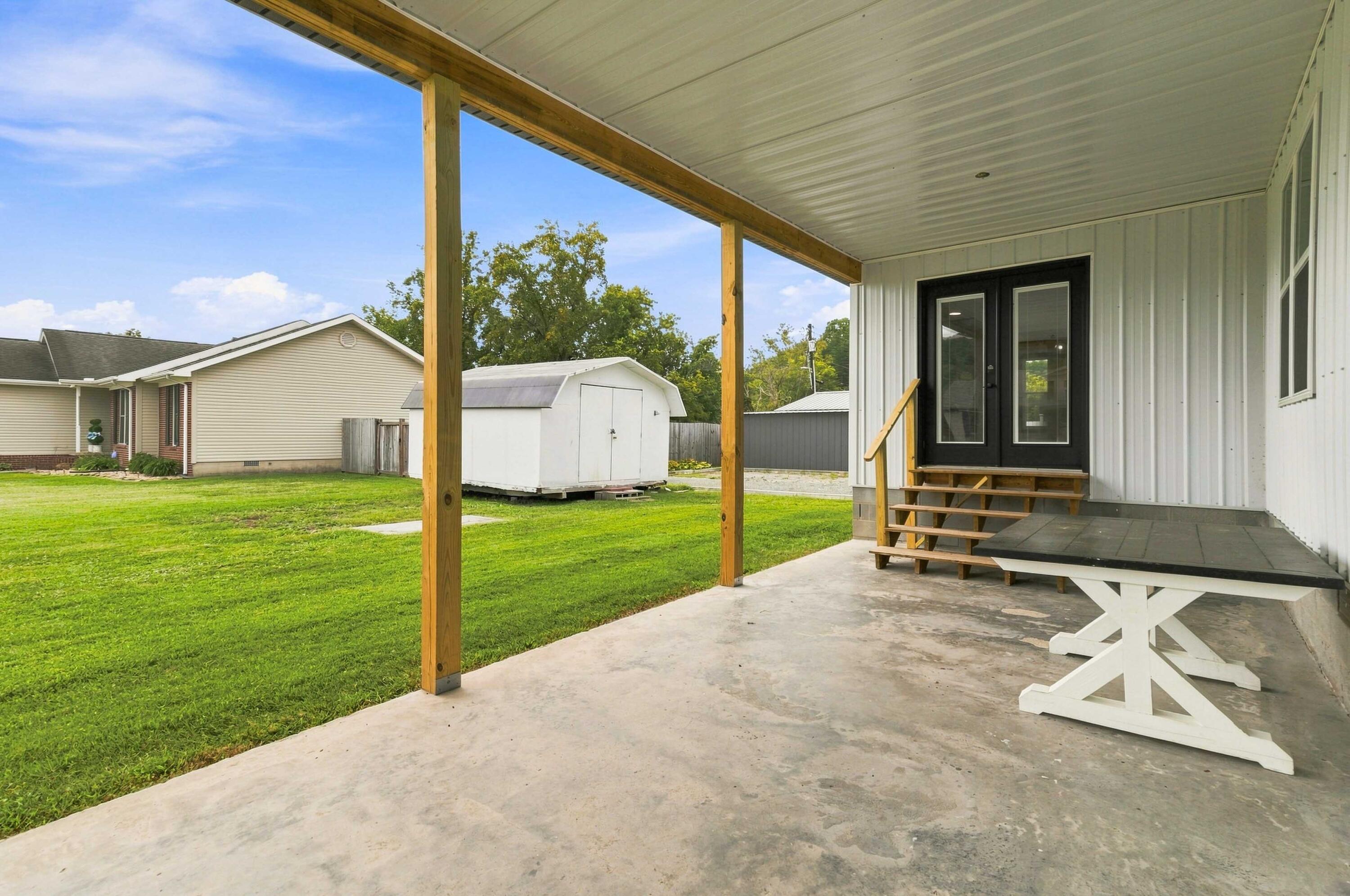 104 Brandon Lane Property Photo 68
