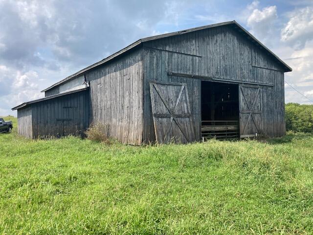 222 Silas Road Property Photo 4