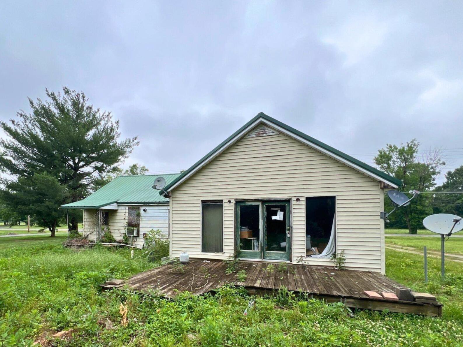 1560 Us-60 Property Photo 4
