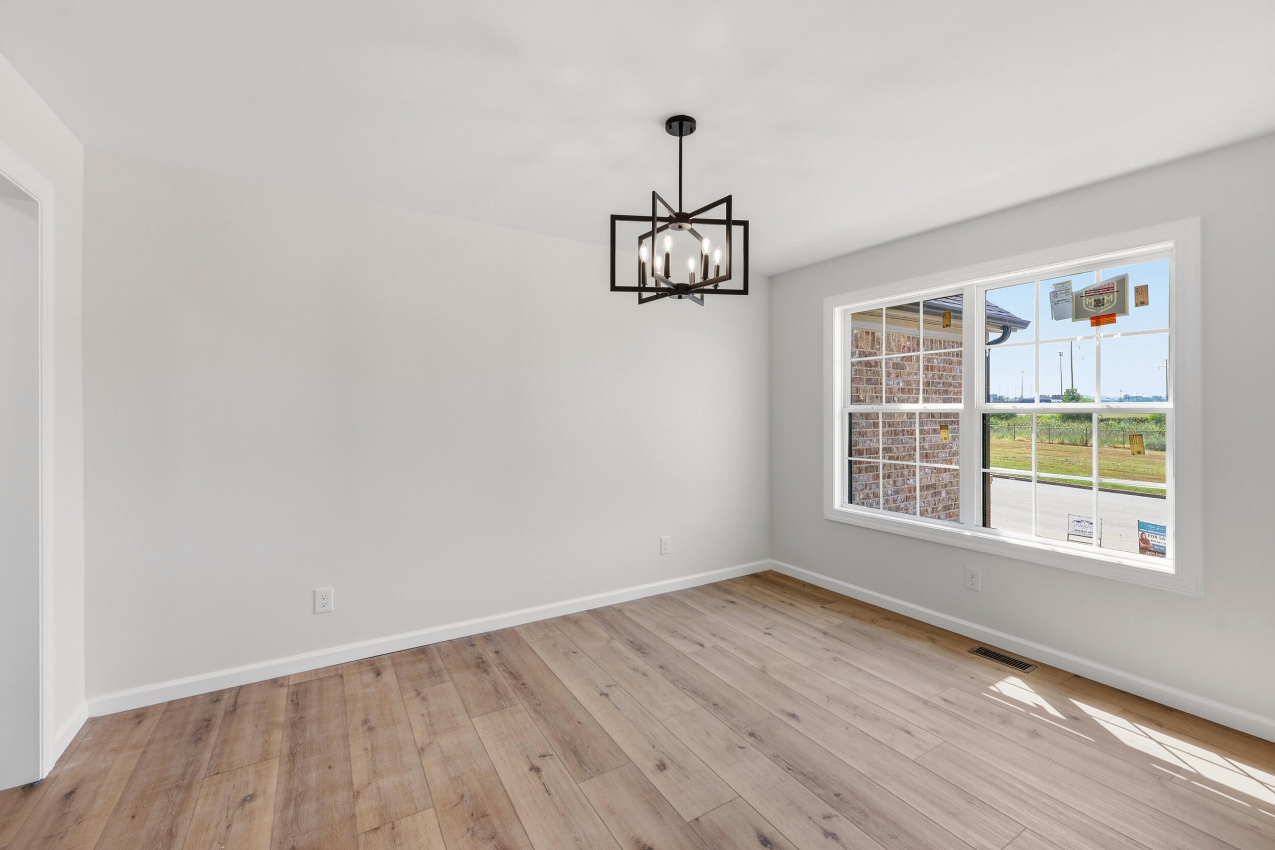209 Delancey Street Property Photo 11